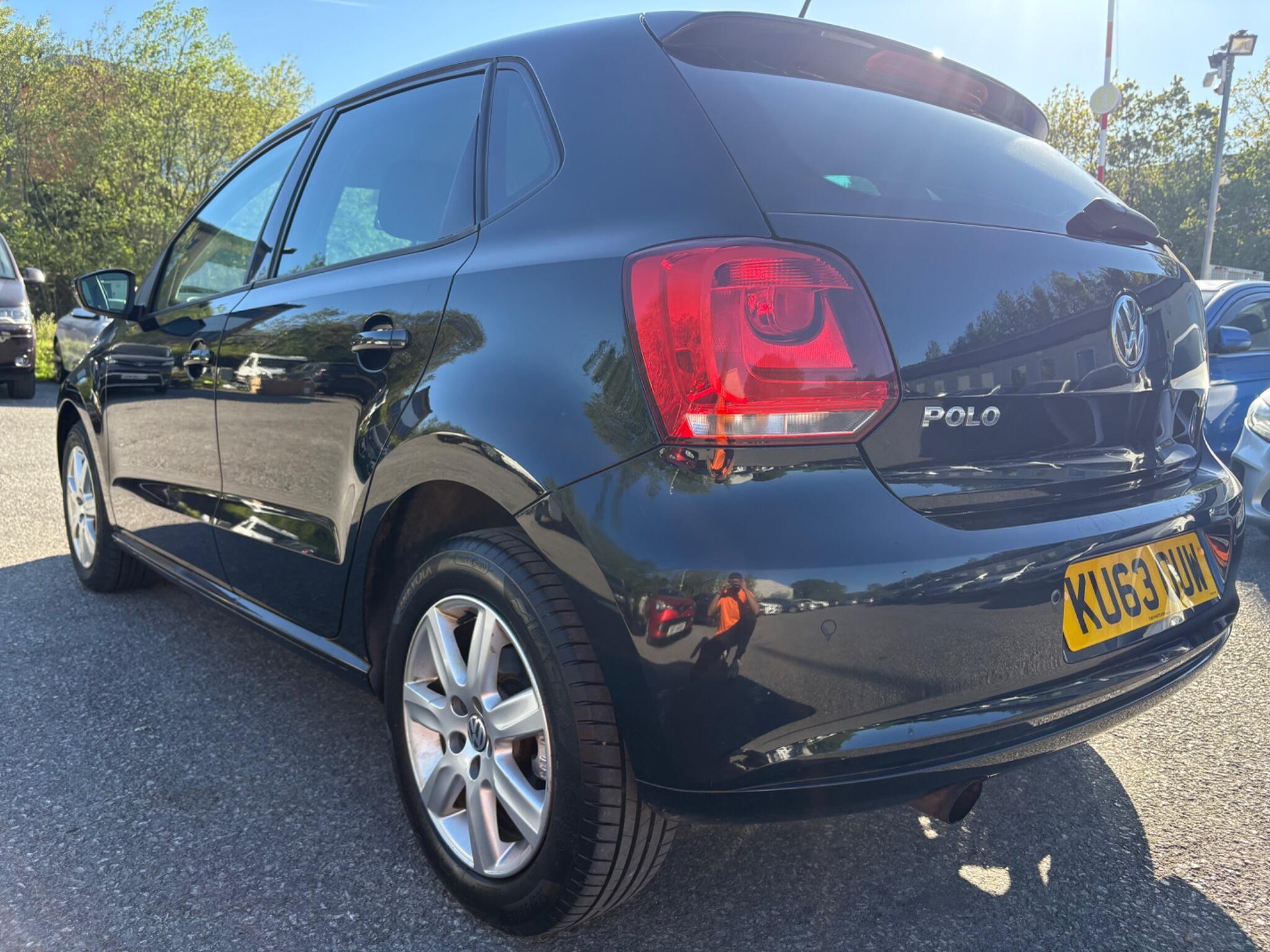 Volkswagen Polo - Image 11