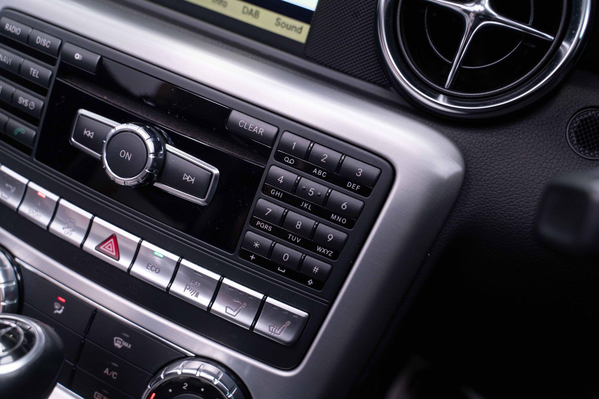 Mercedes SLK - Image 20