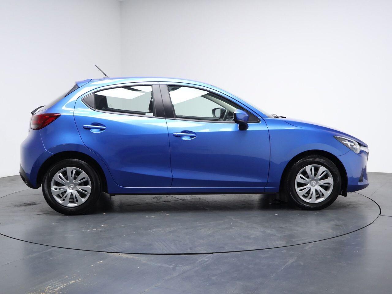 Mazda MAZDA2 - Image 16