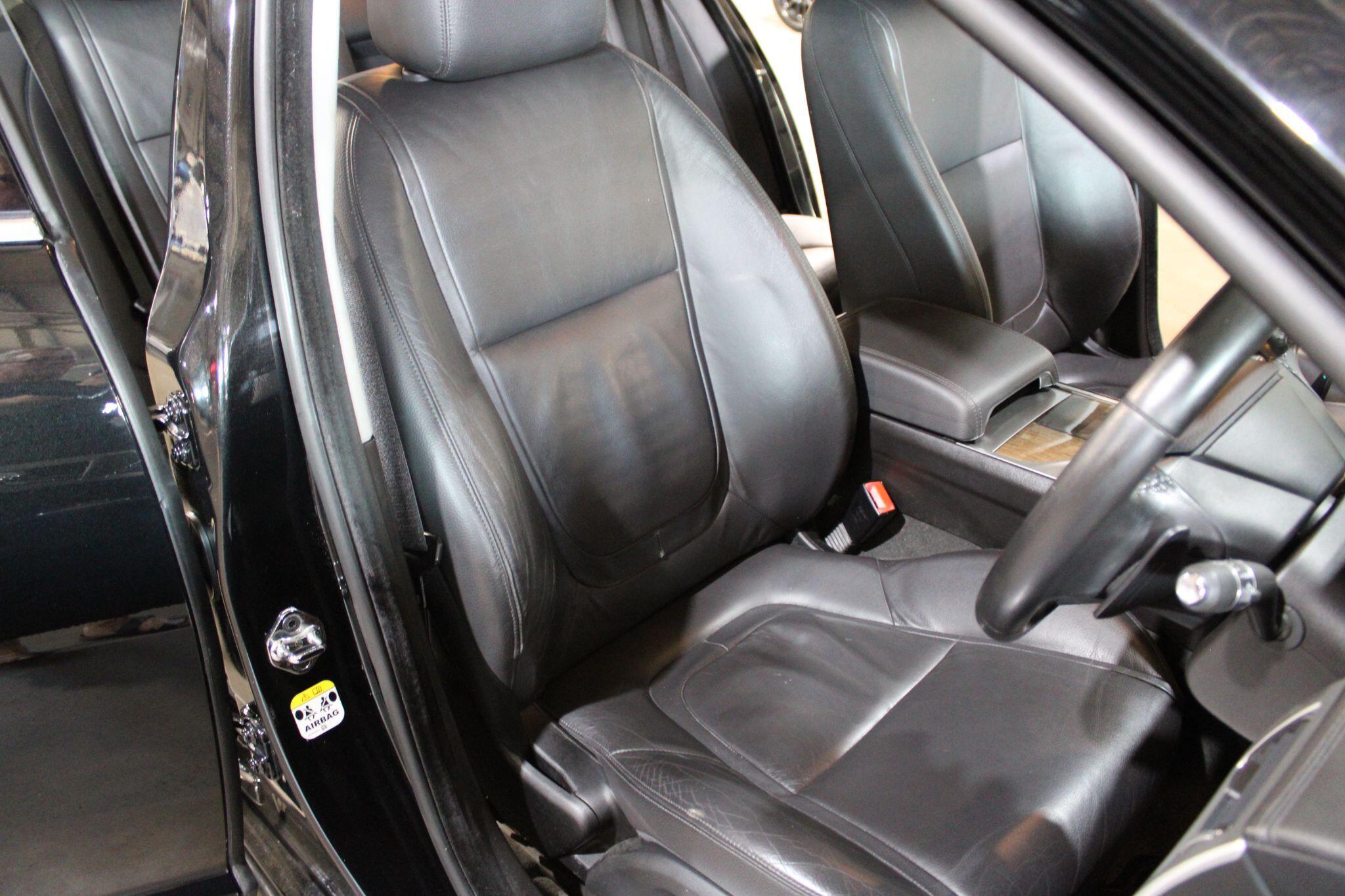 Jaguar XF - Image 6