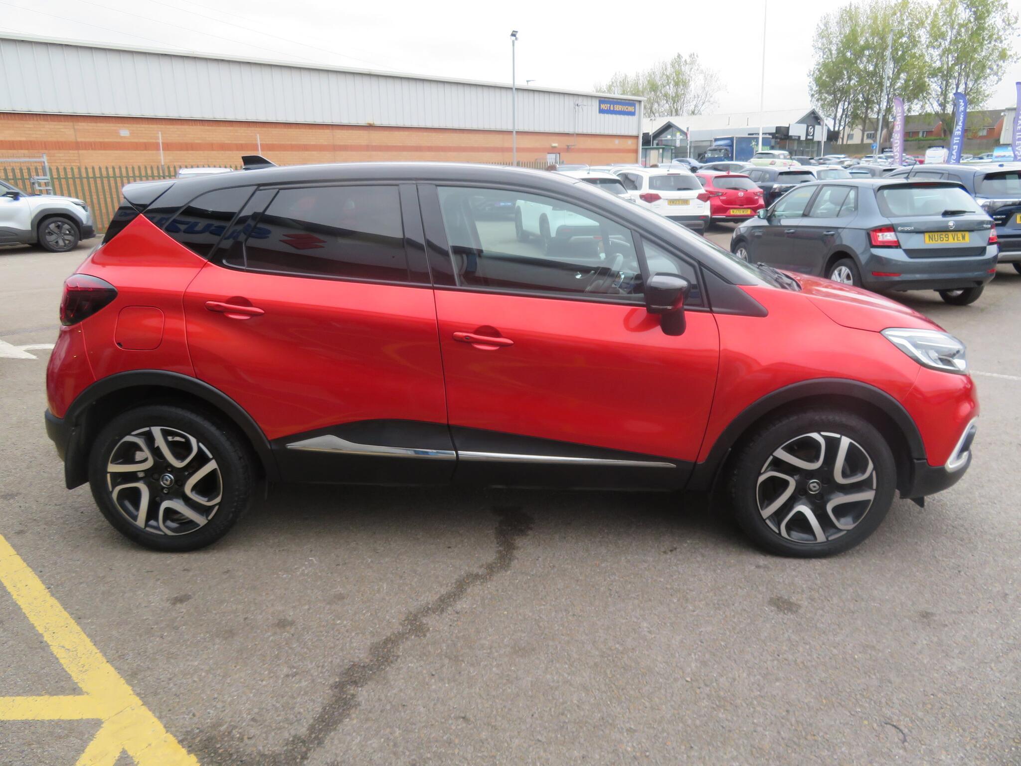 Renault Captur - Image 14