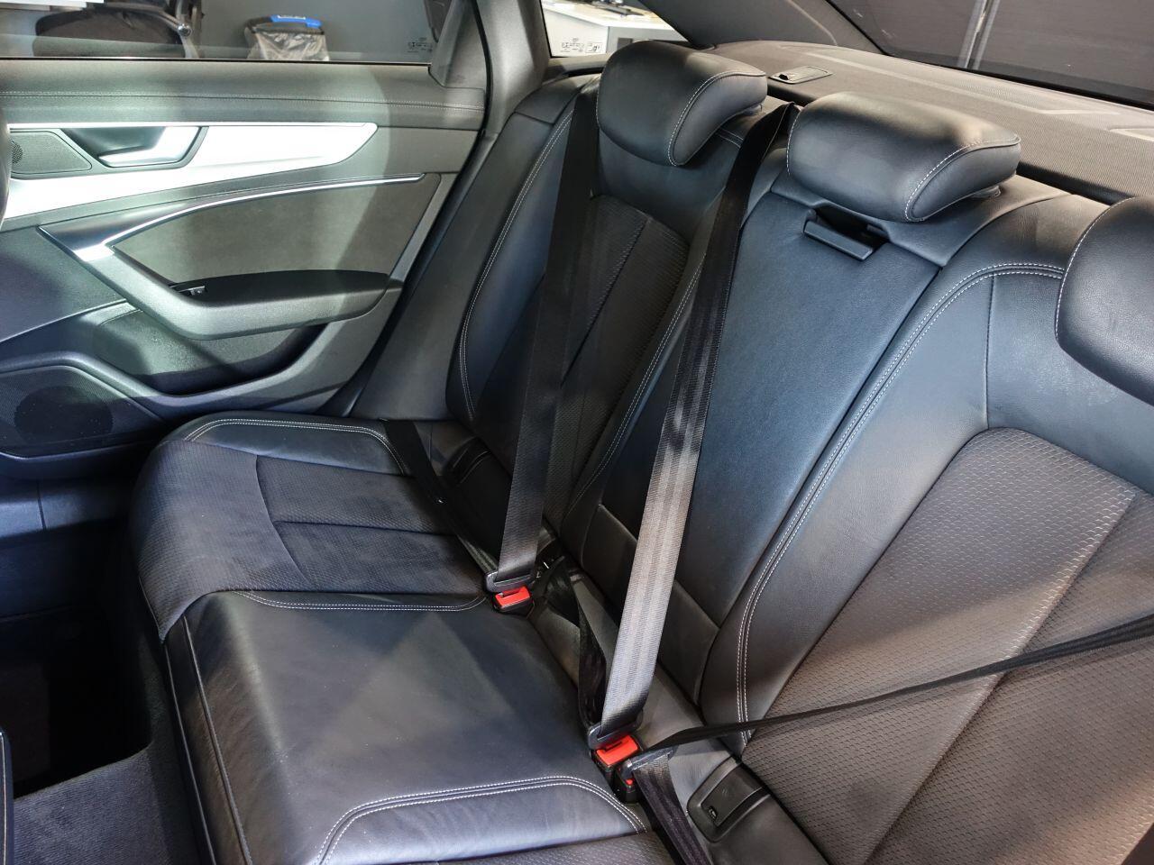 Audi A6 Saloon - Image 17