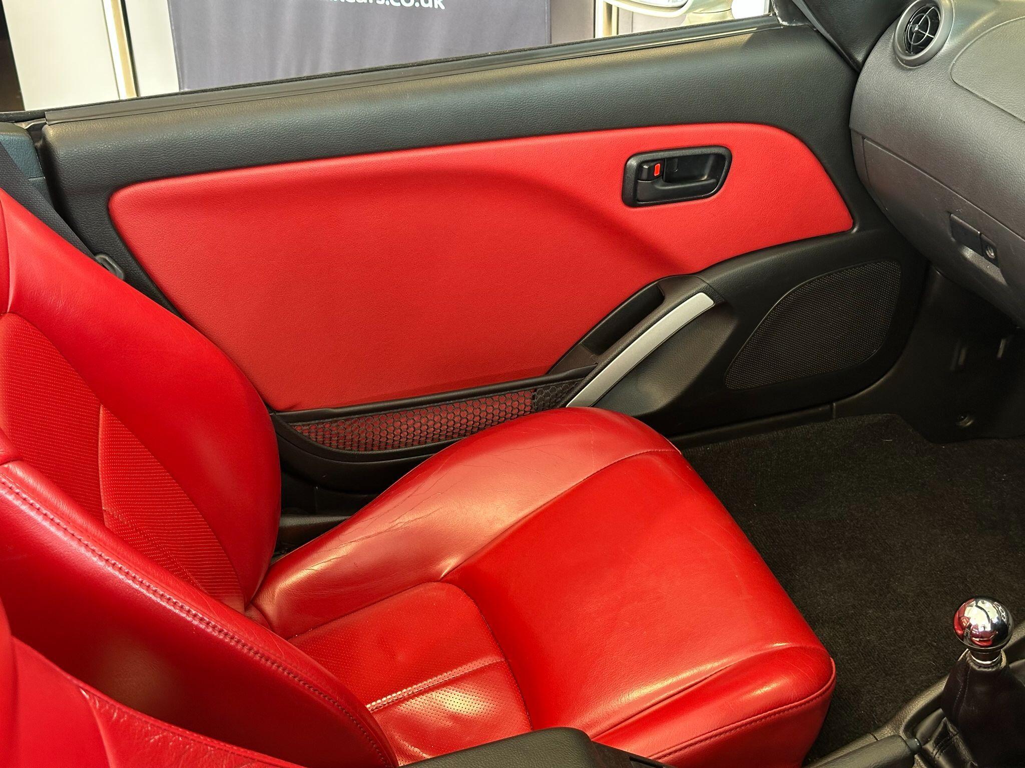 Daihatsu Copen - Image 11