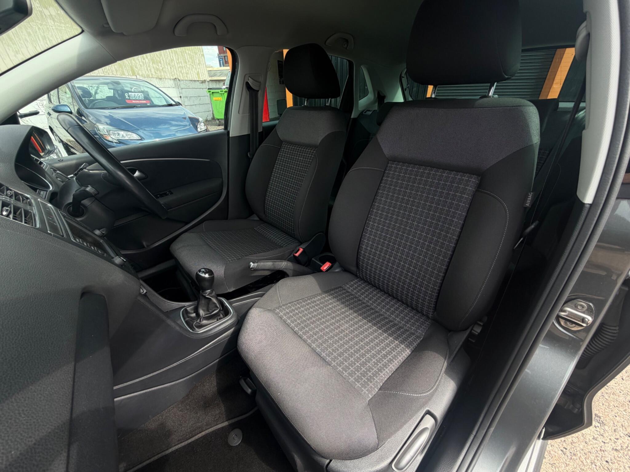 Volkswagen Polo - Image 13