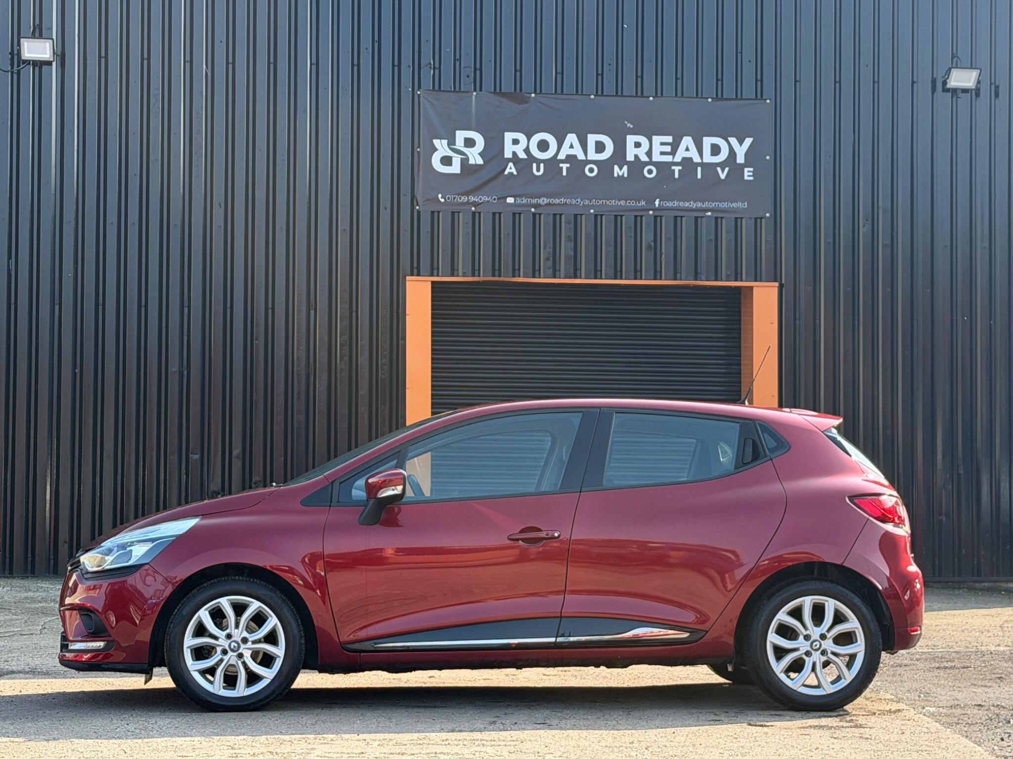 Renault Clio - Image 5