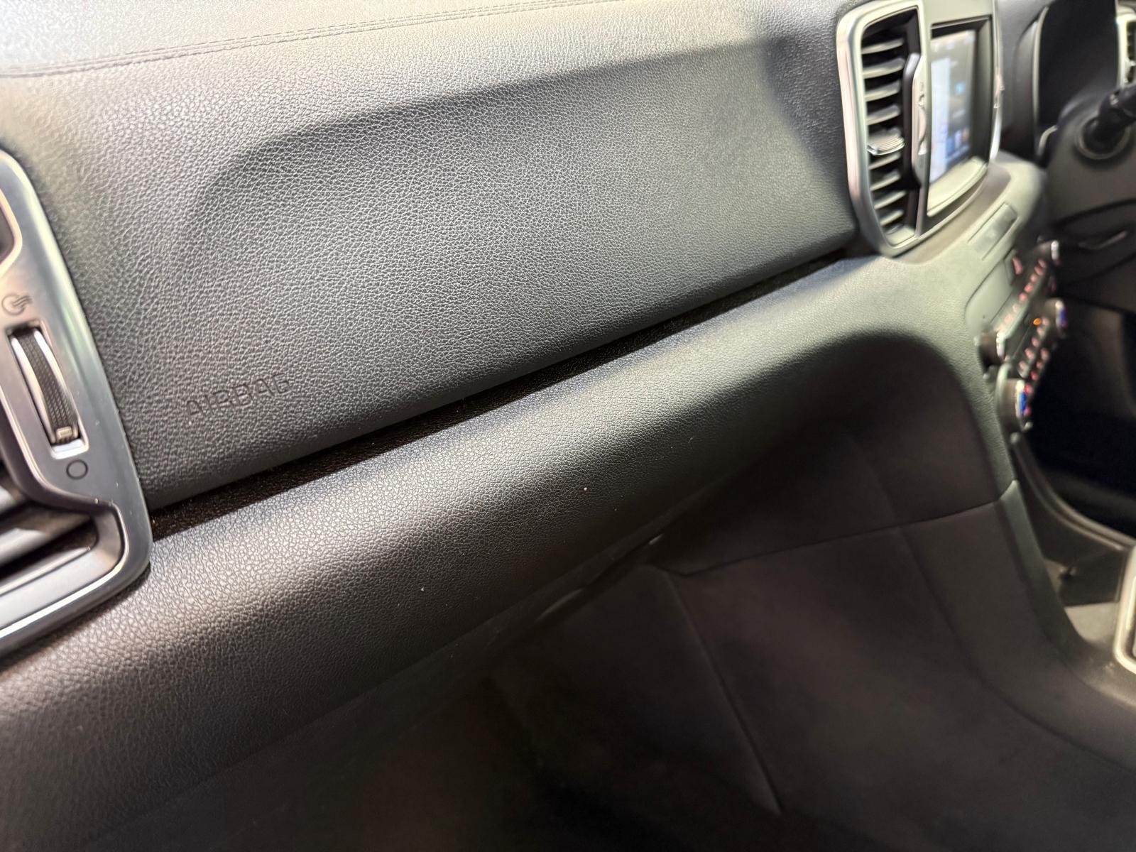 Kia Sportage - Image 37