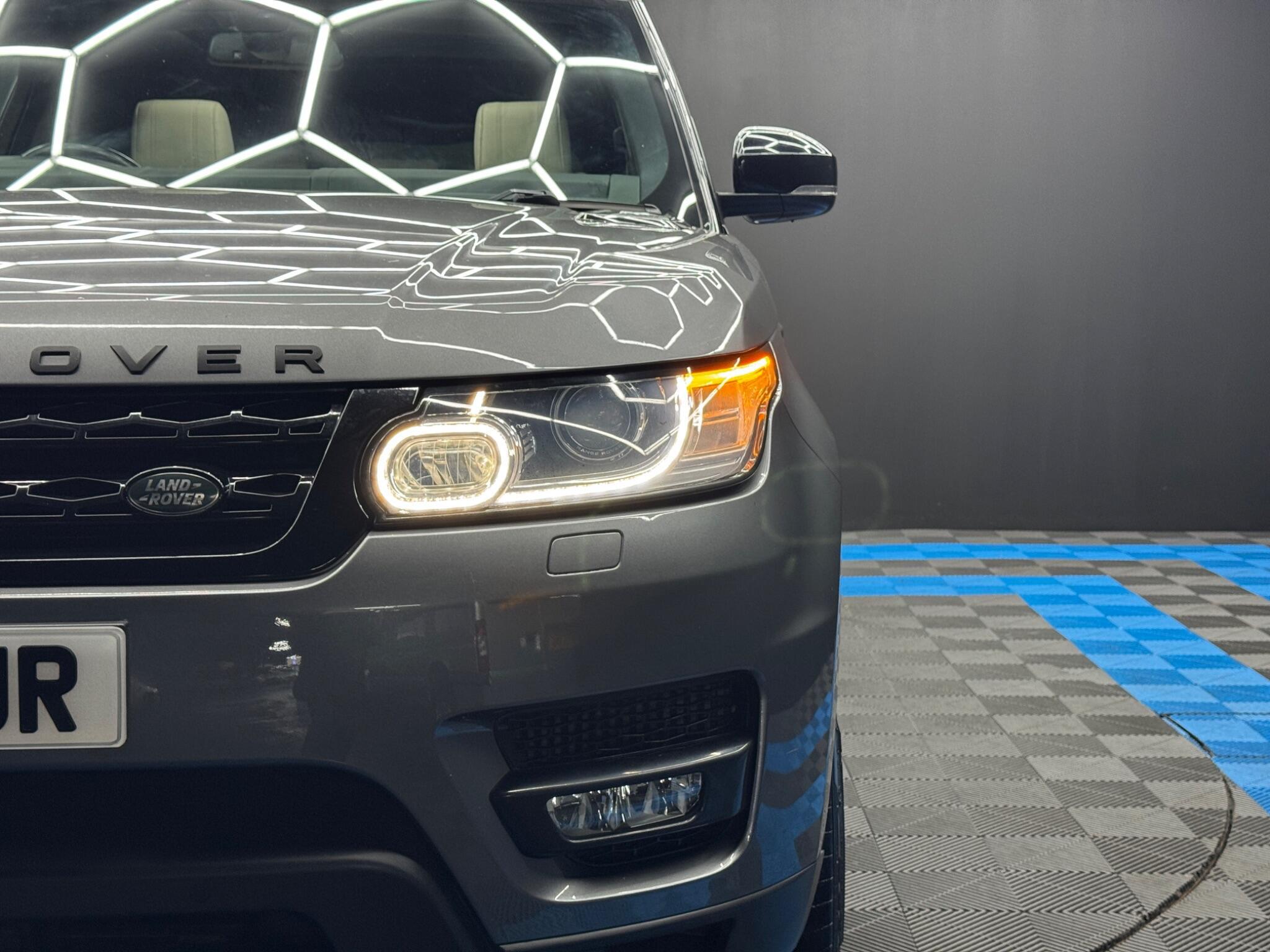 Land Rover RANGE ROVER SPORT - Image 49