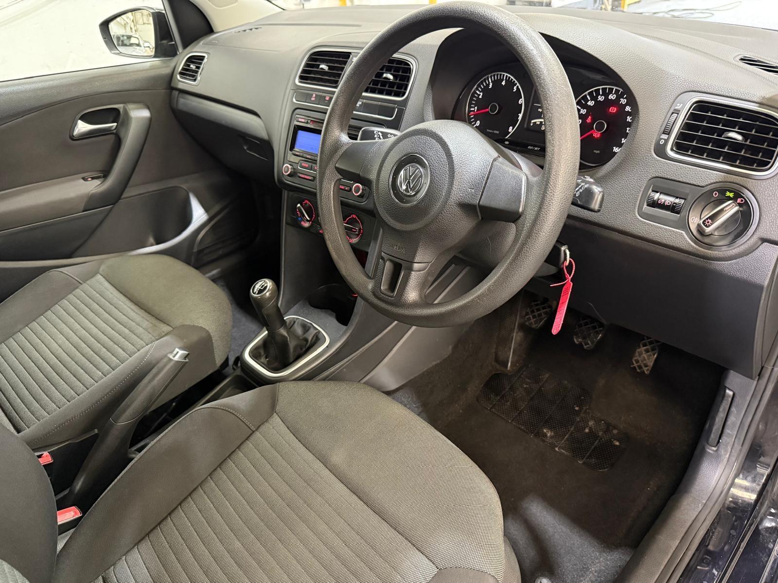 Volkswagen Polo - Image 30