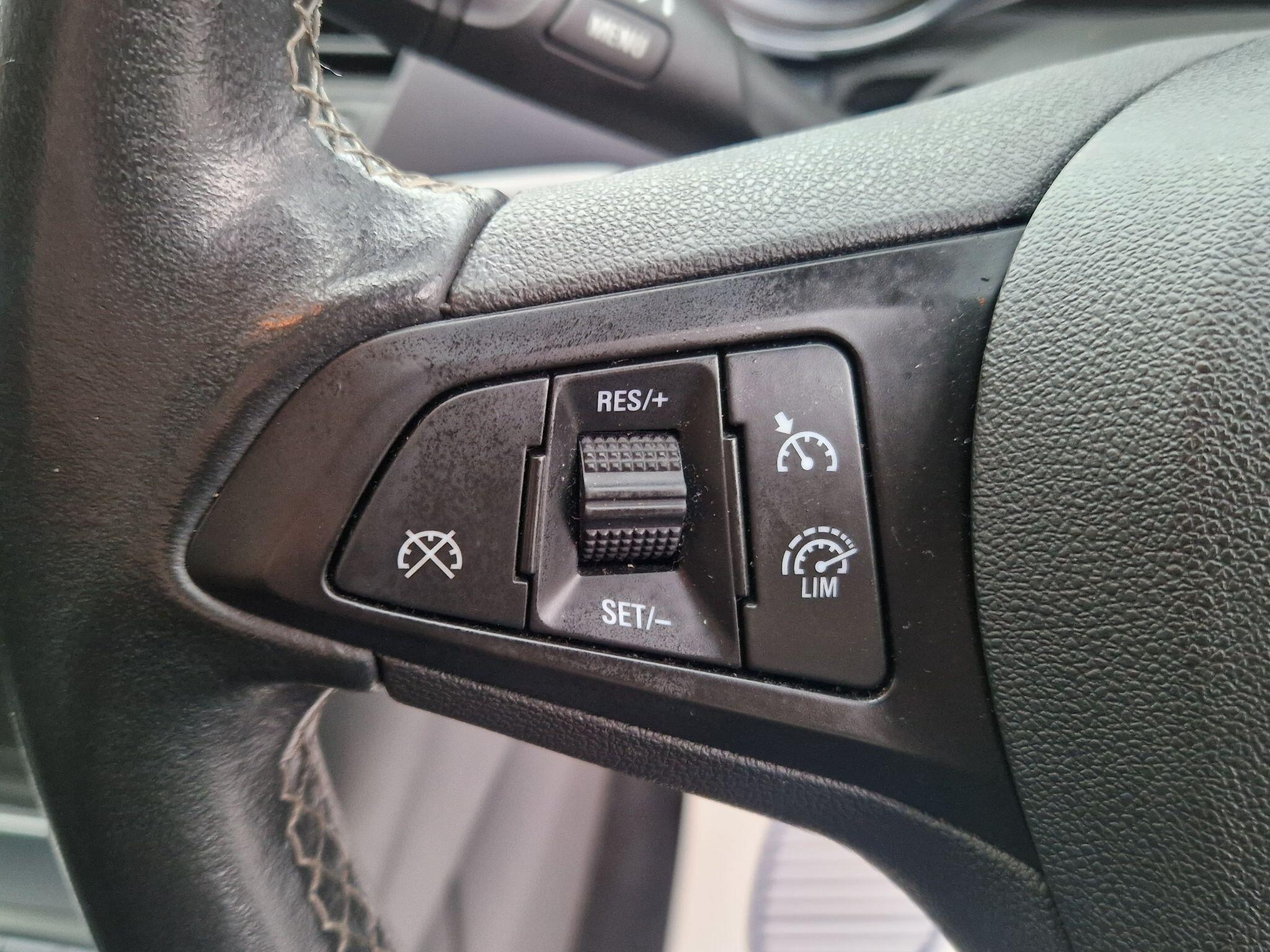 Vauxhall Astra - Image 46