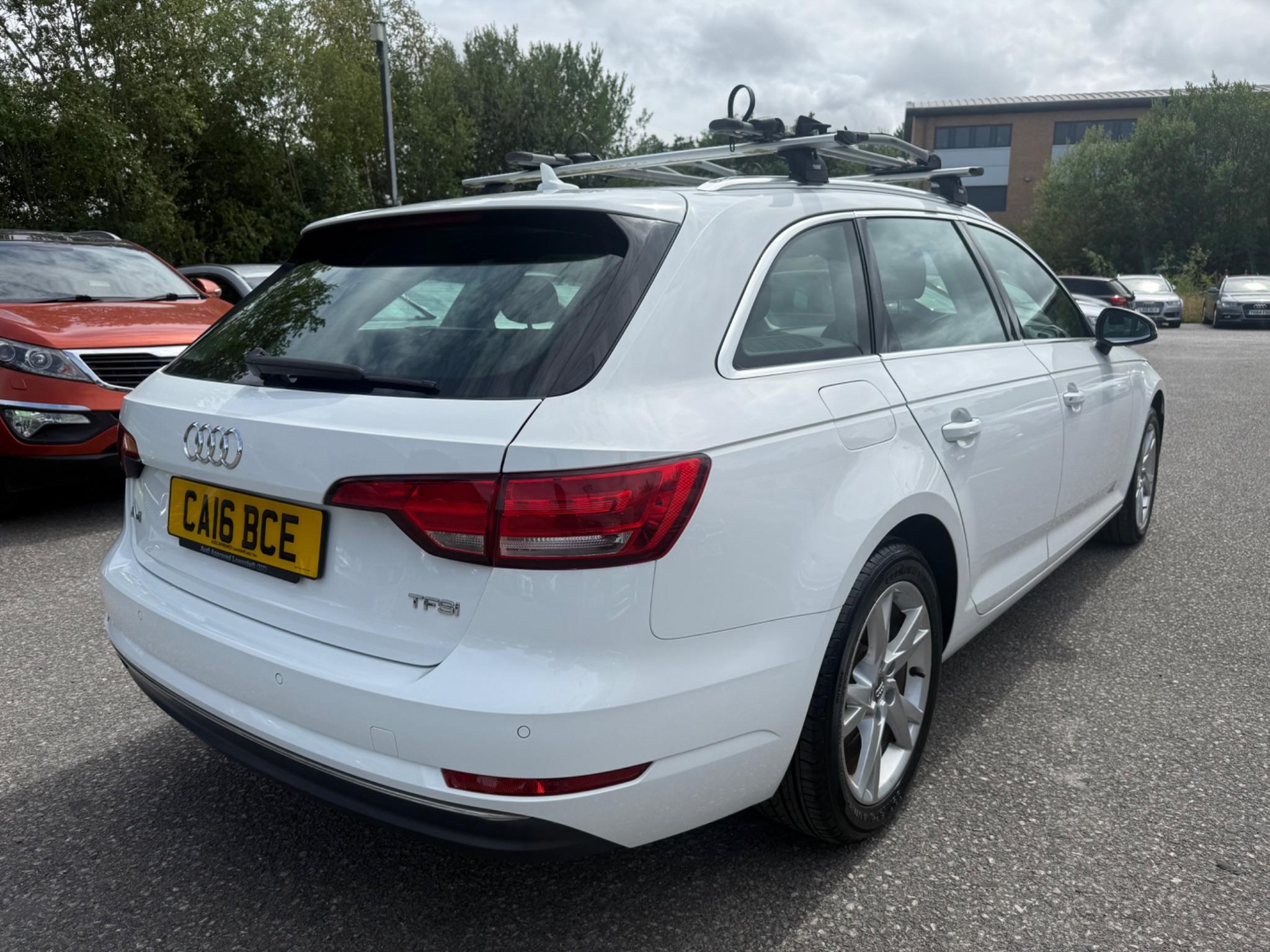 Audi A4 Avant - Image 12