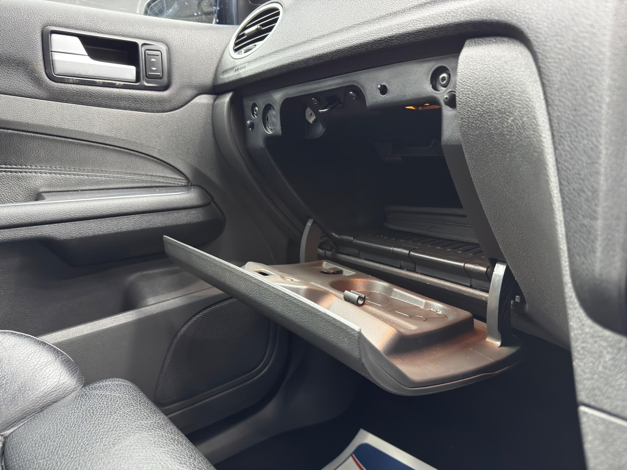 Ford Focus - Image 31