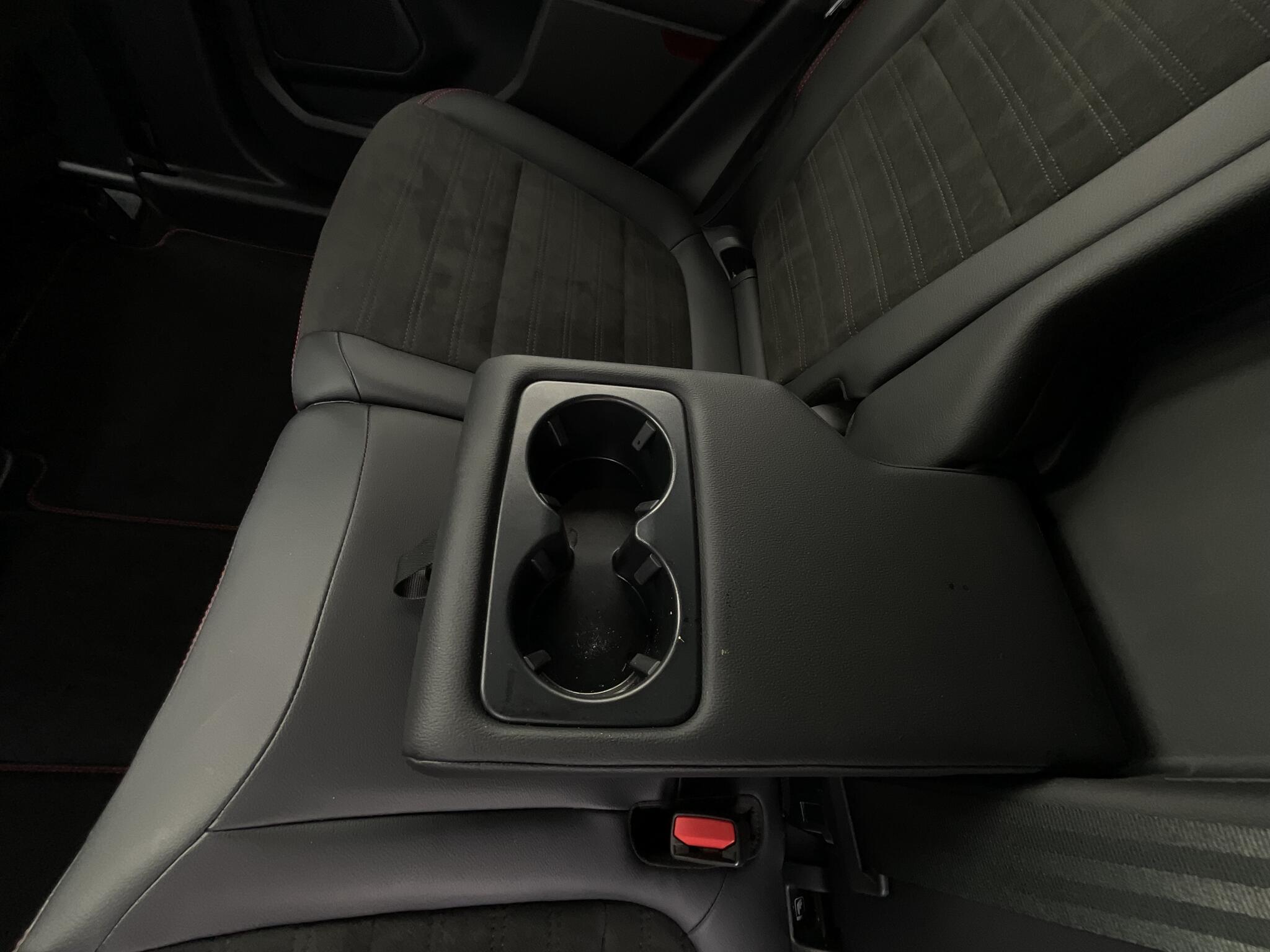 Ford Kuga - Image 16