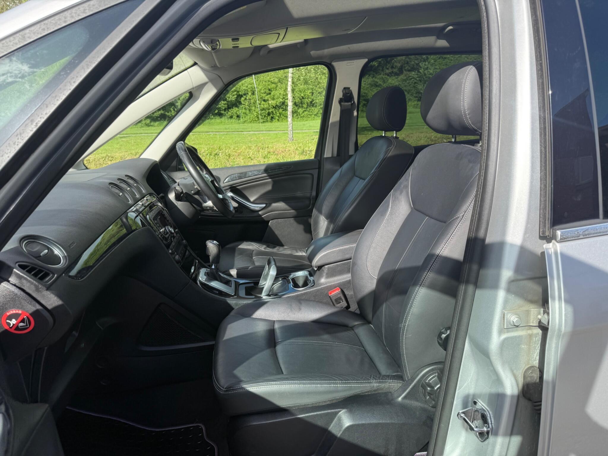 Ford Galaxy - Image 7