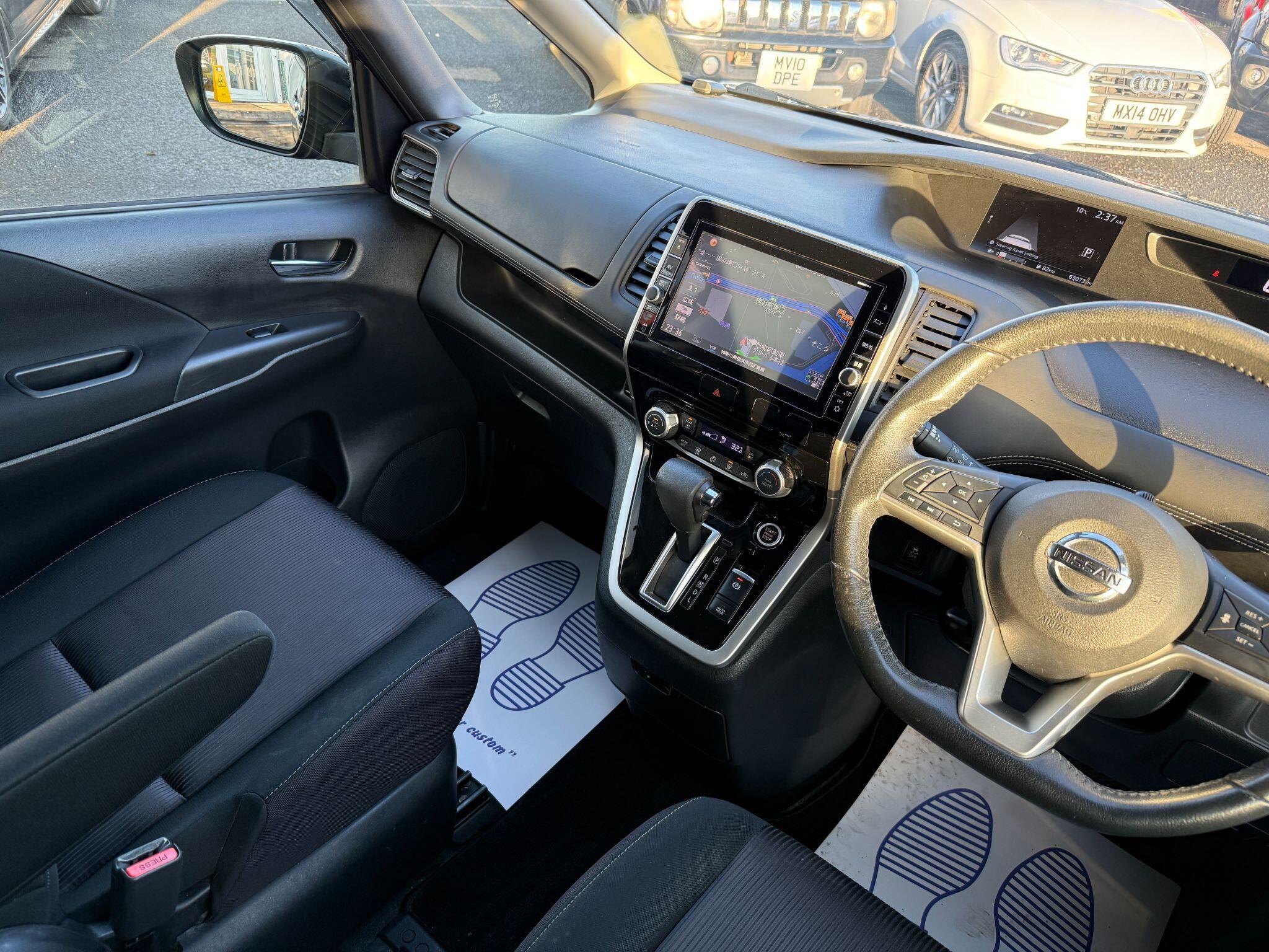 Nissan Serena - Image 56