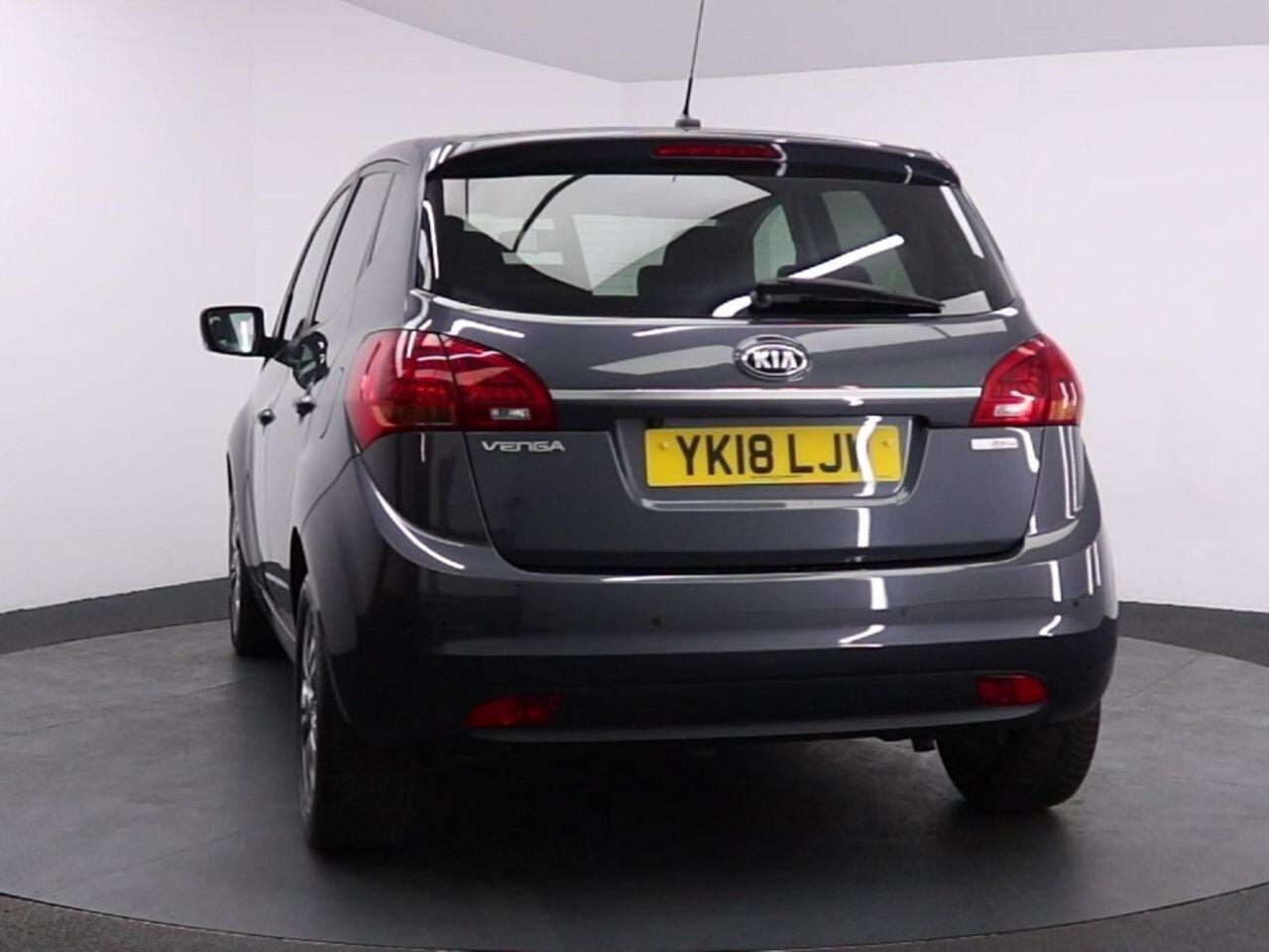 Kia Venga - Image 11