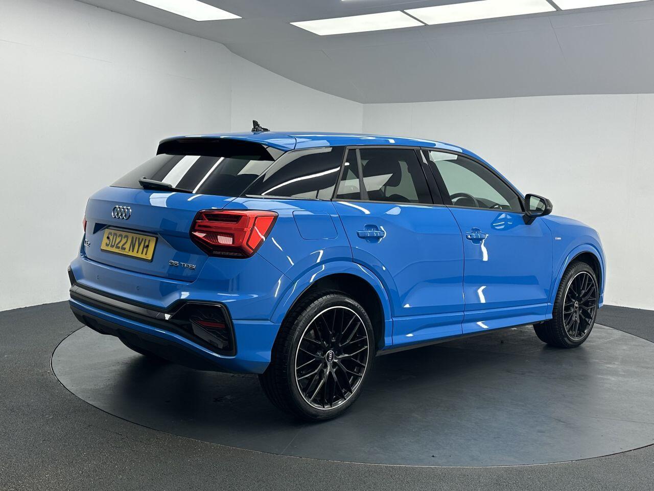 Audi Q2 - Image 9