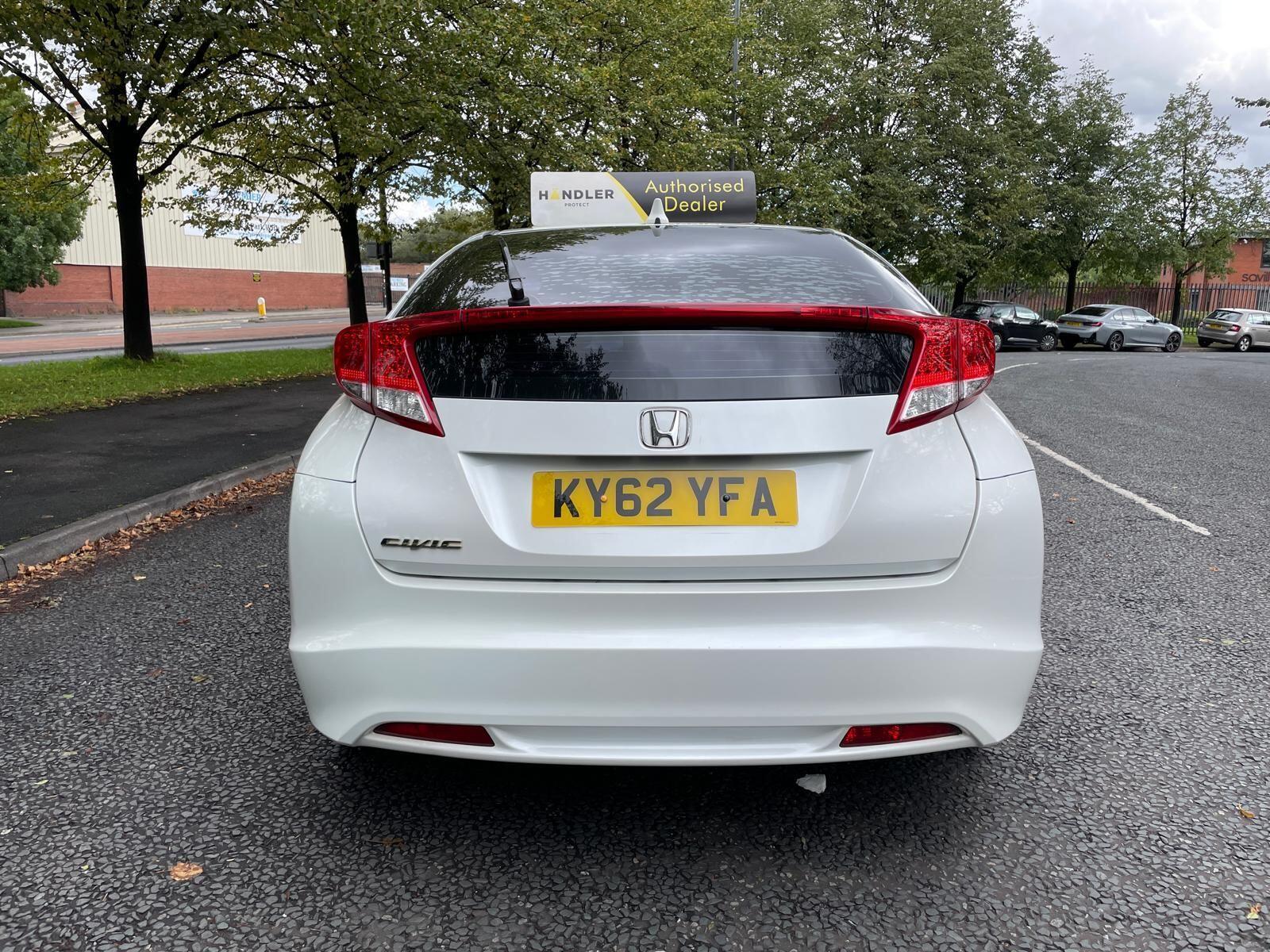 Honda Civic - Image 5