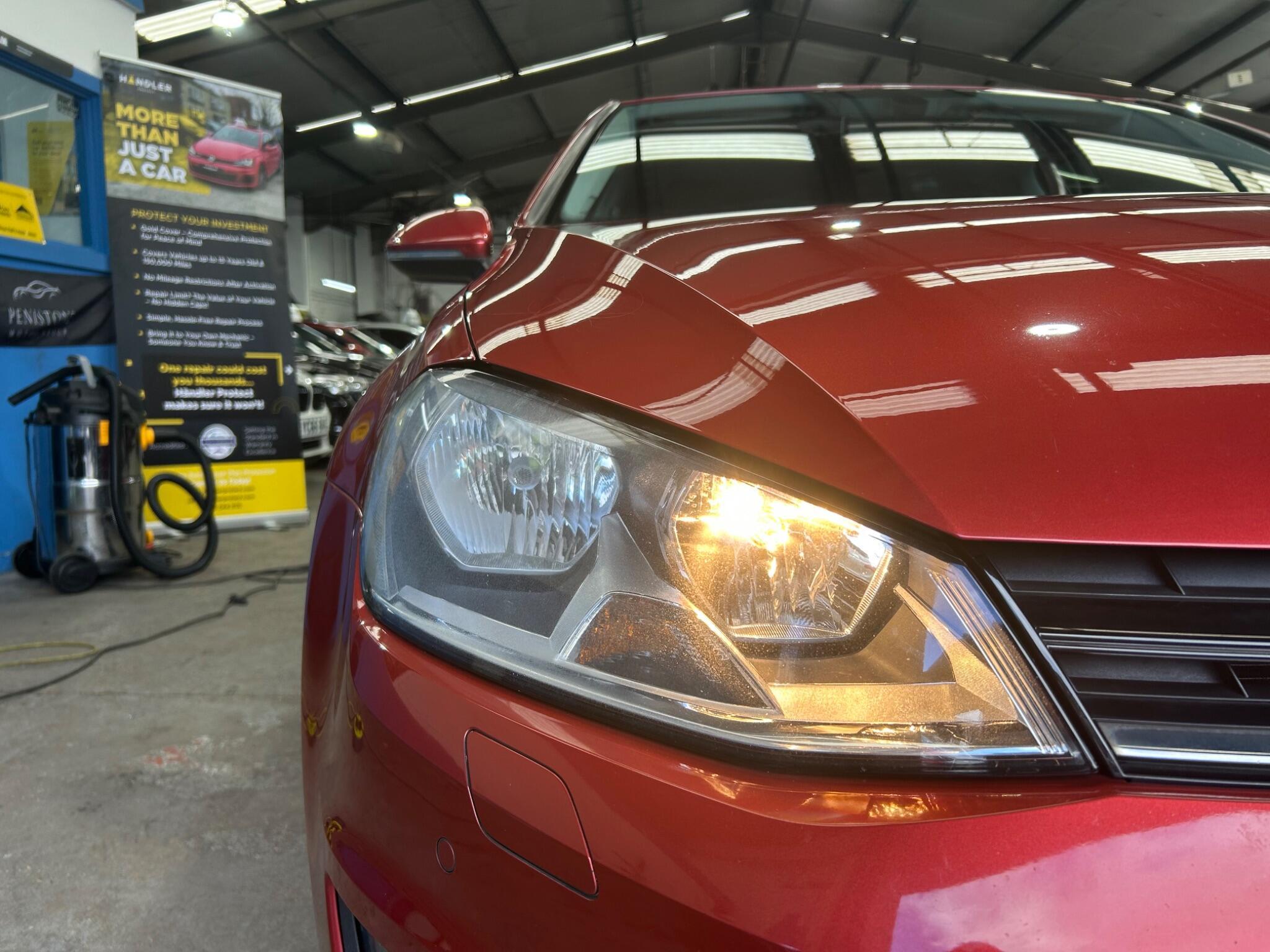 Volkswagen Golf - Image 27