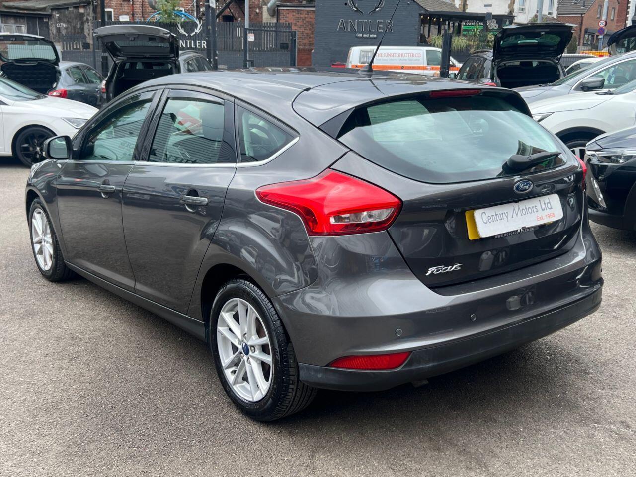 Ford Focus - Image 5