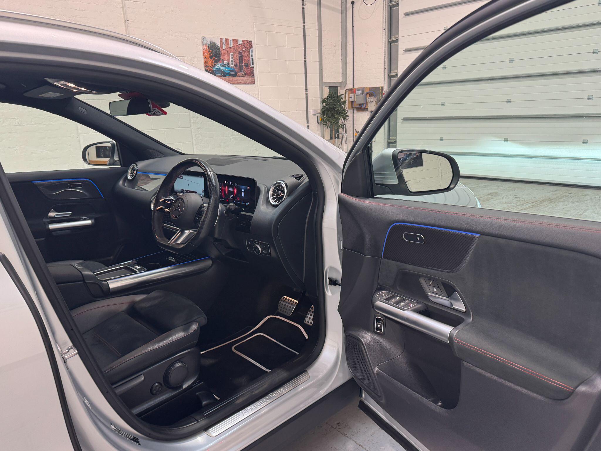 Mercedes GLA - Image 19