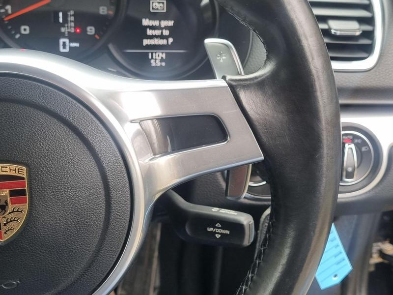 Porsche Cayman - Image 17