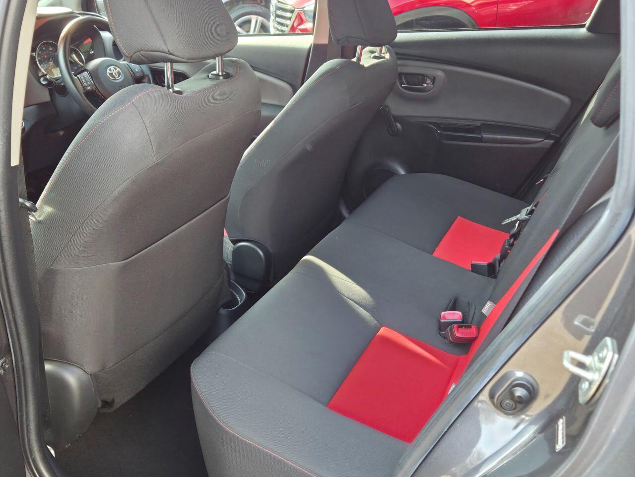 Toyota Yaris - Image 24