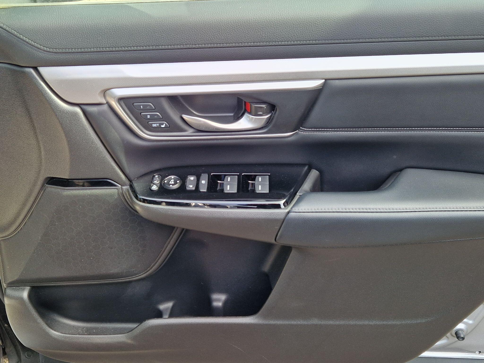 Honda CR-V - Image 33