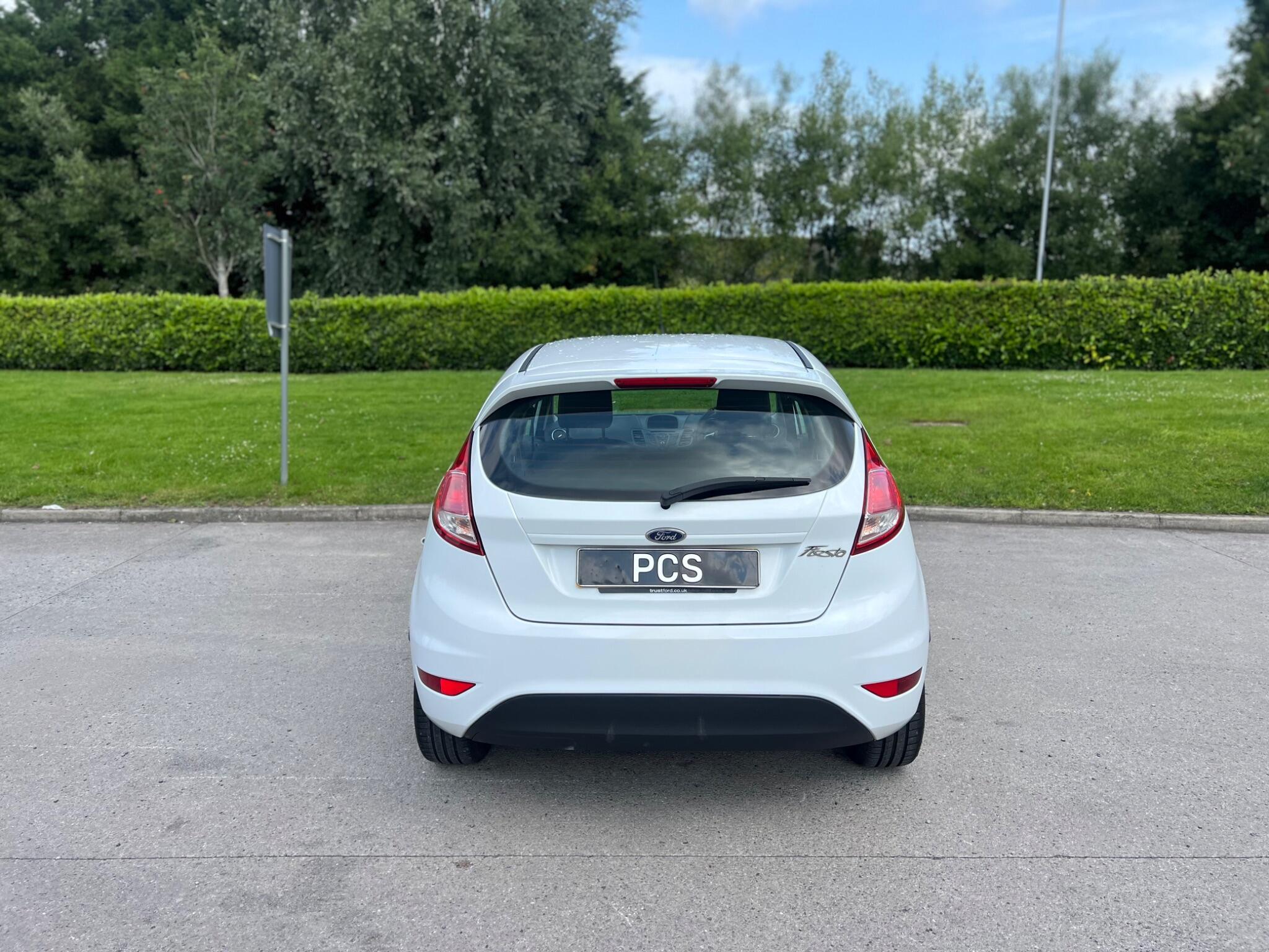 Ford Fiesta - Image 8