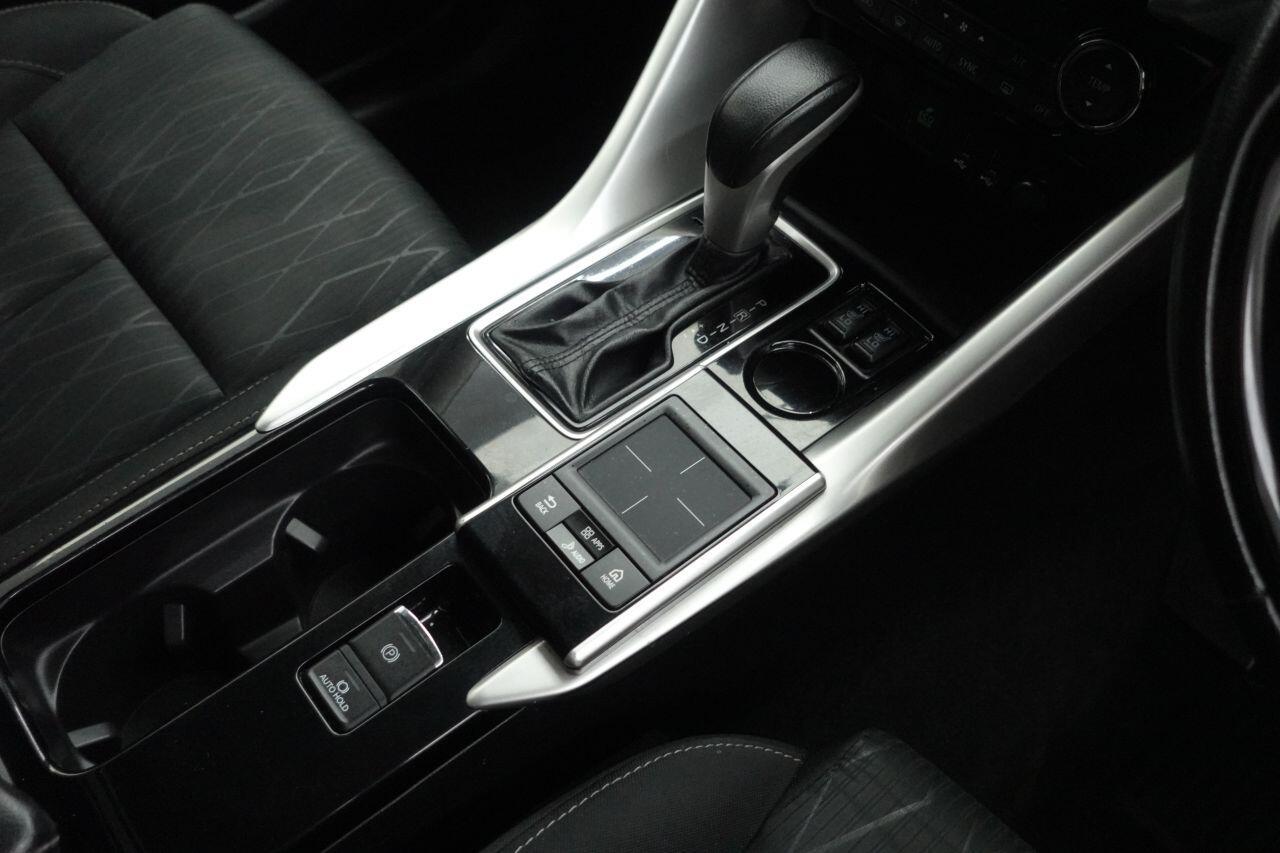 Mitsubishi Eclipse Cross - Image 16