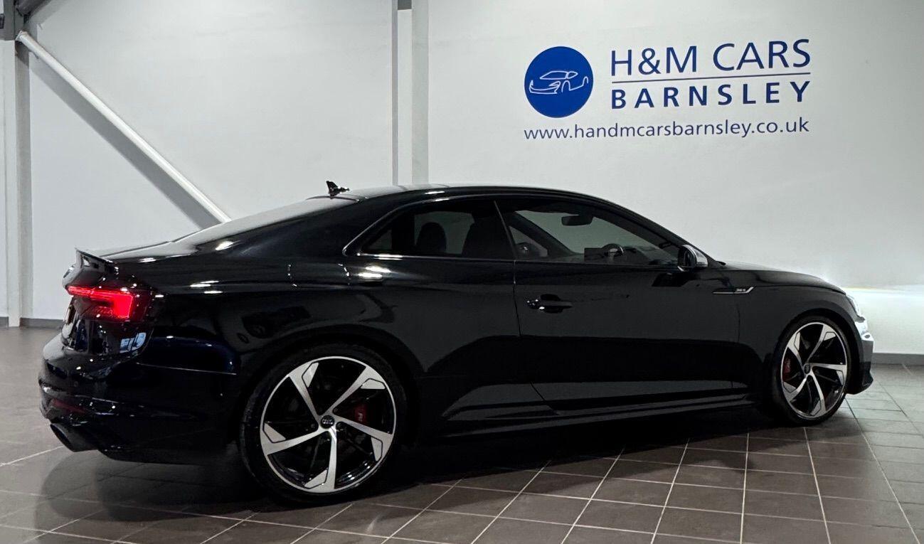 Audi RS5 - Image 10