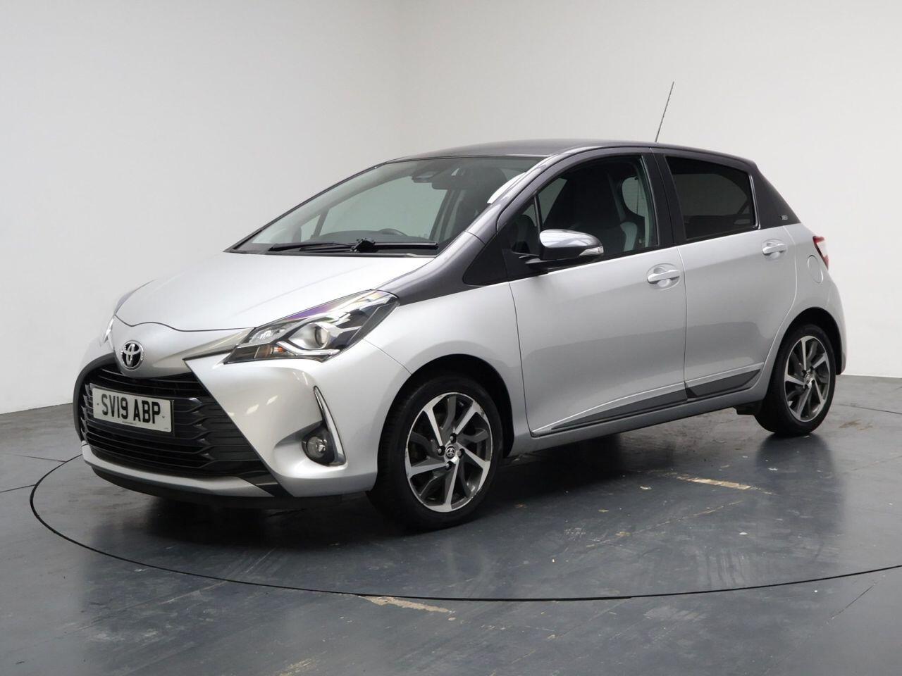 Toyota Yaris - Image 6