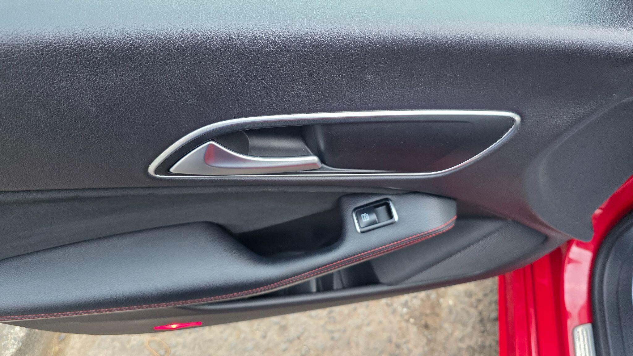 Mercedes CLA - Image 35