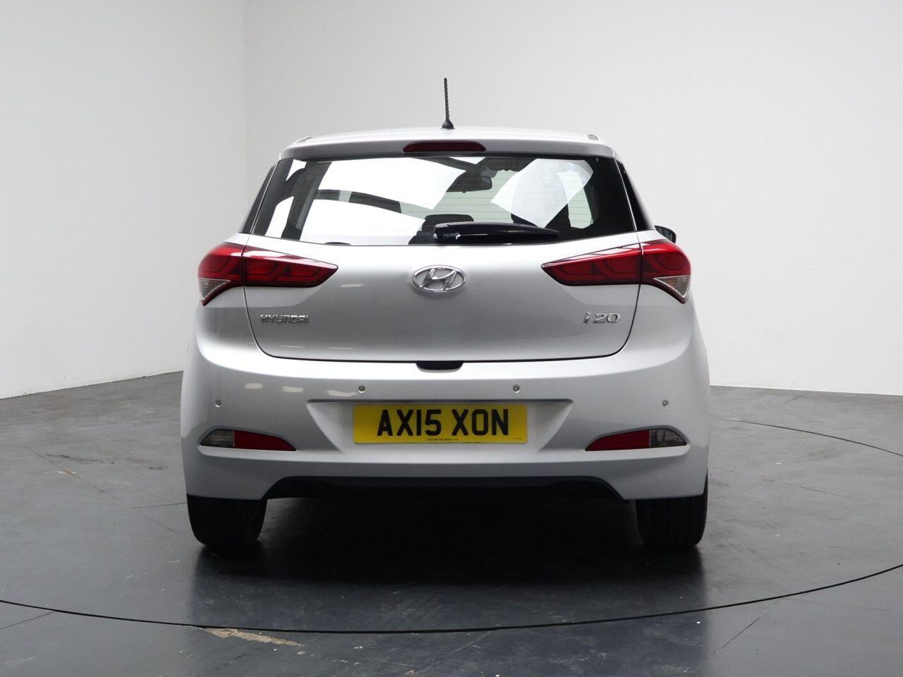 Hyundai i20 - Image 11