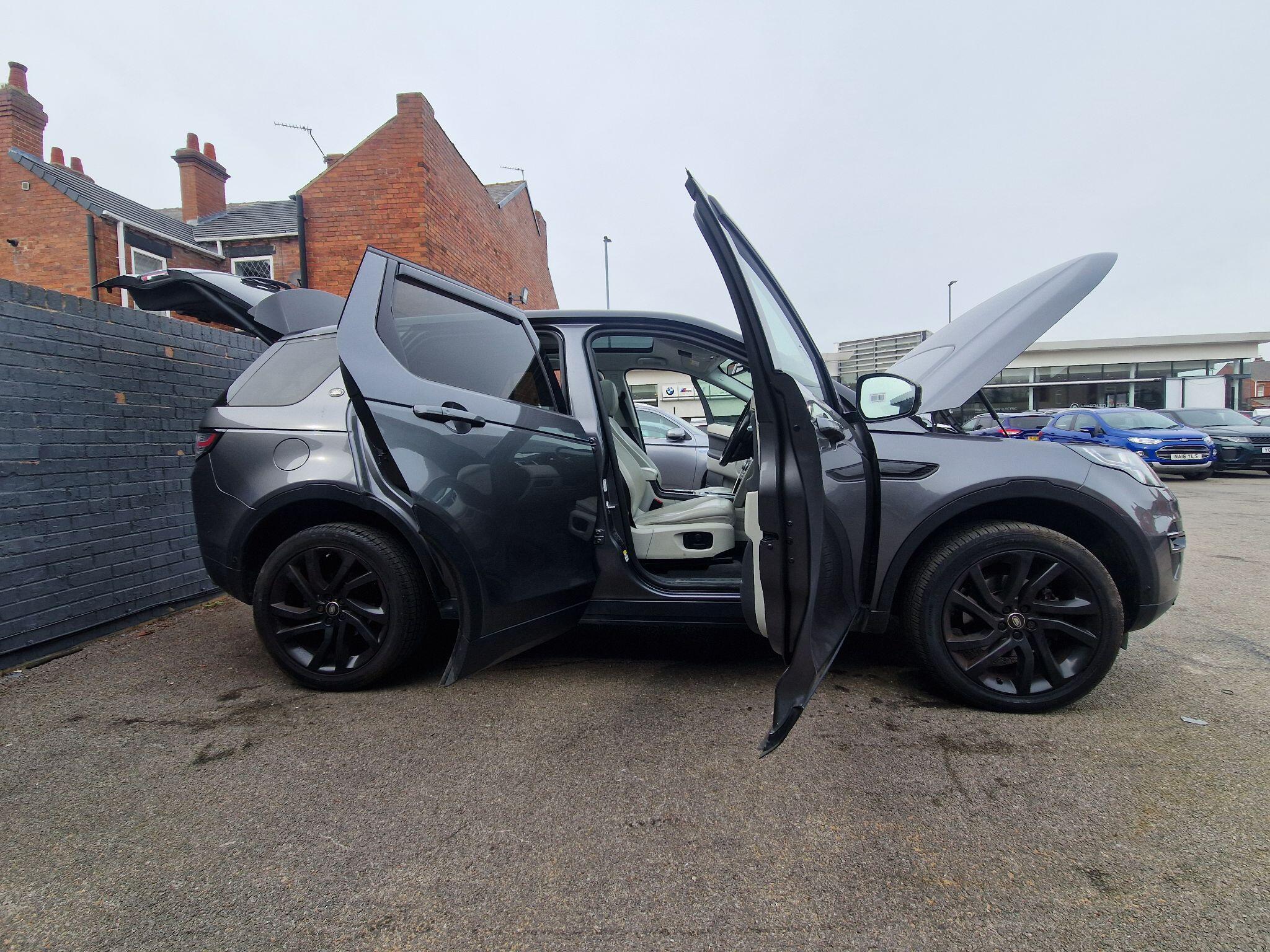 Land Rover DISCOVERY SPORT - Image 30