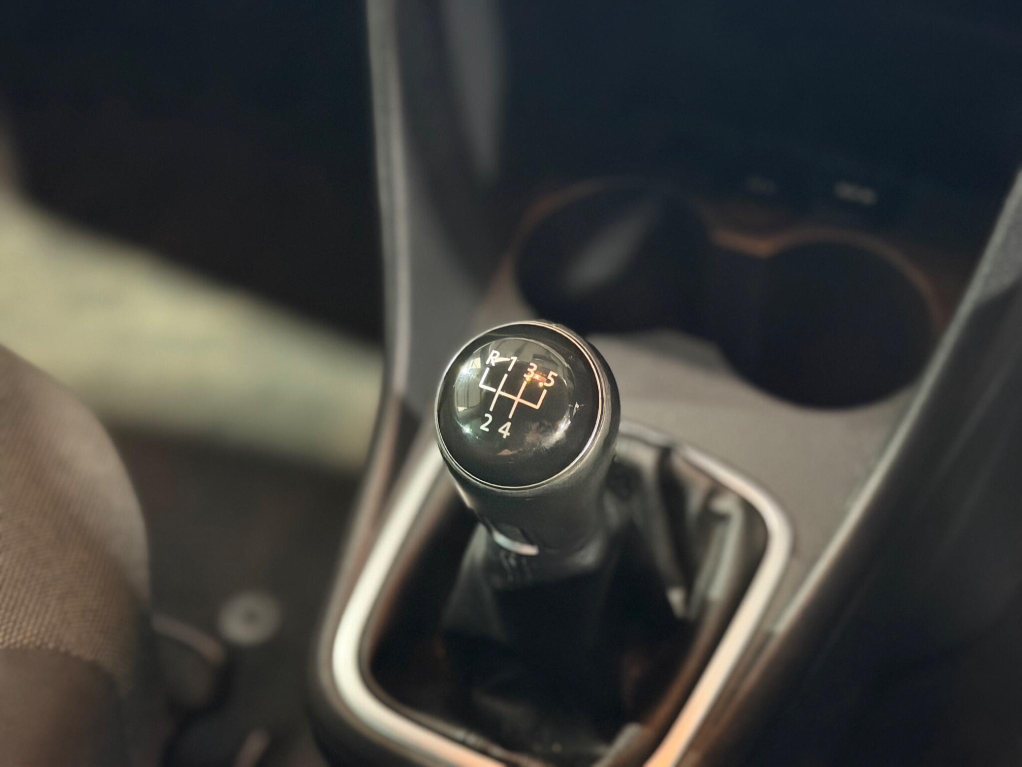 Volkswagen Polo - Image 26