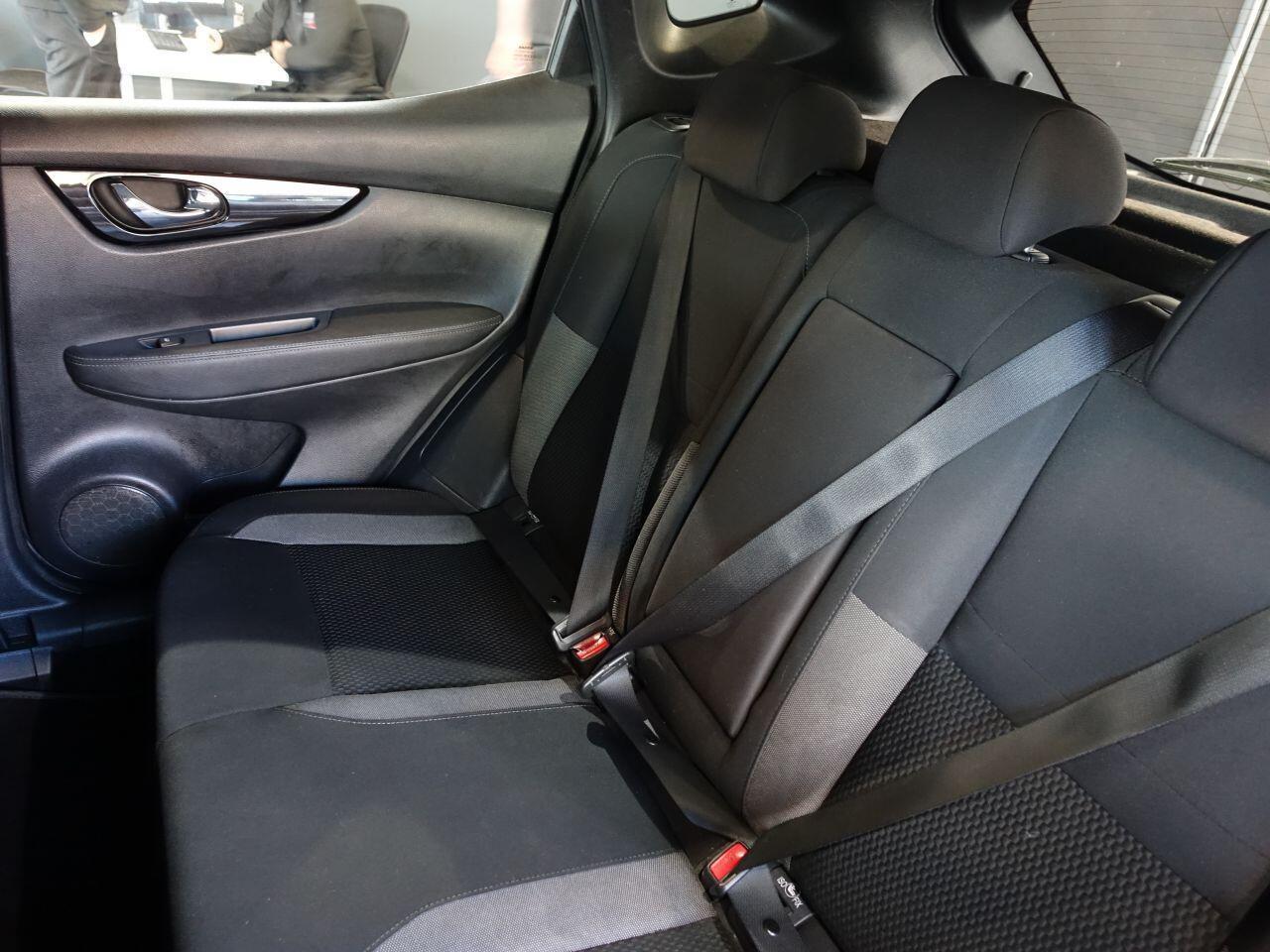 Nissan Qashqai - Image 17