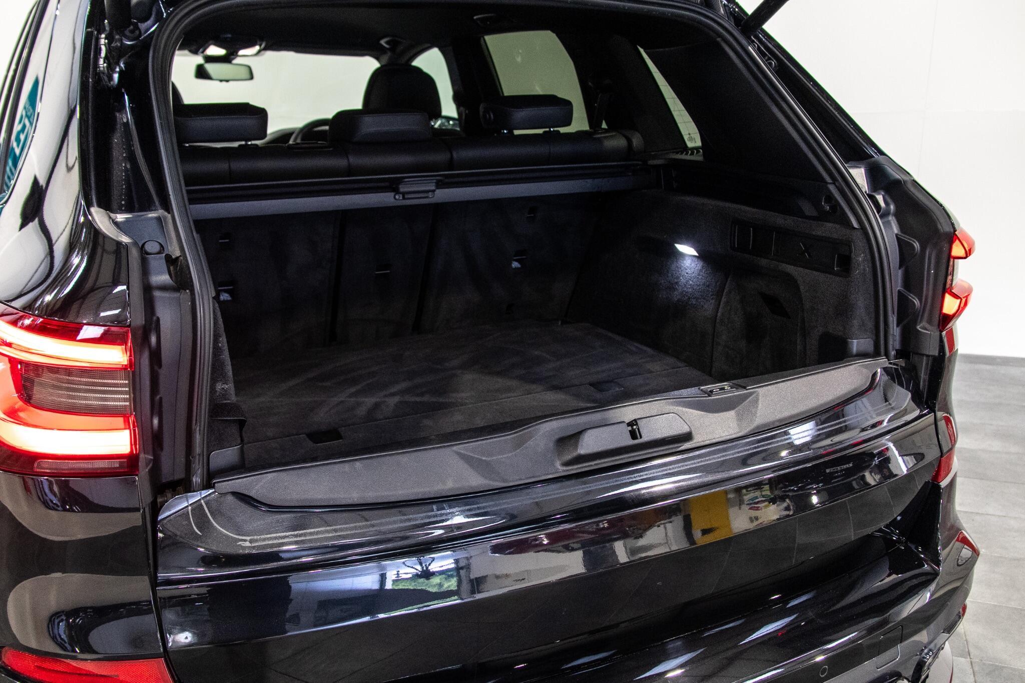 BMW X5 - Image 11