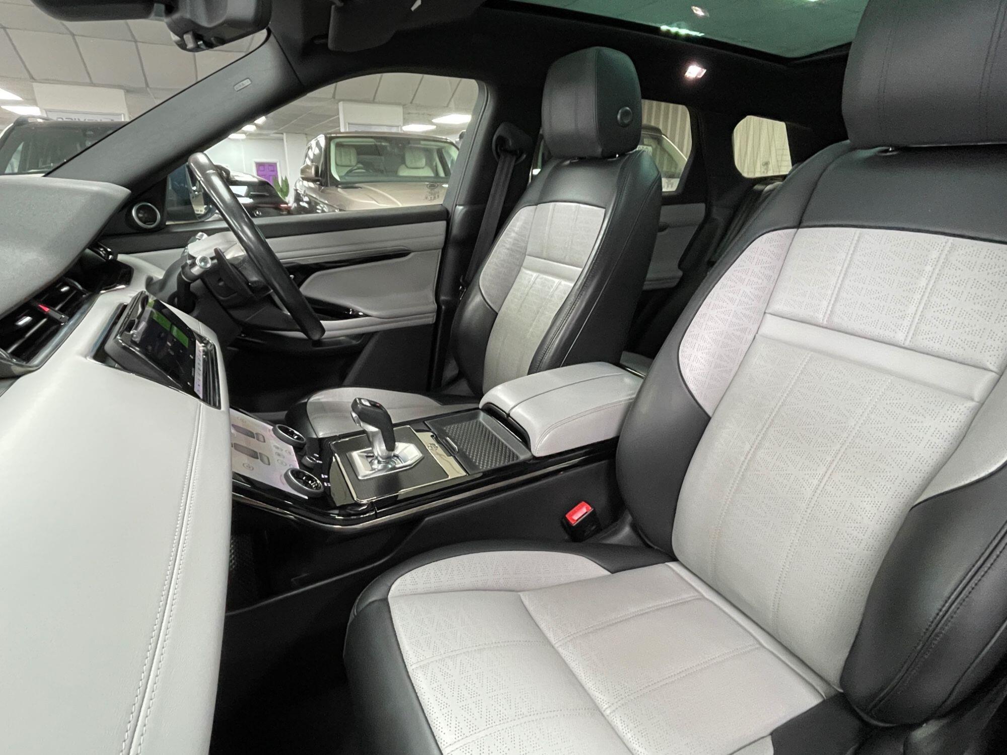 Land Rover Range Rover Evoque - Image 31