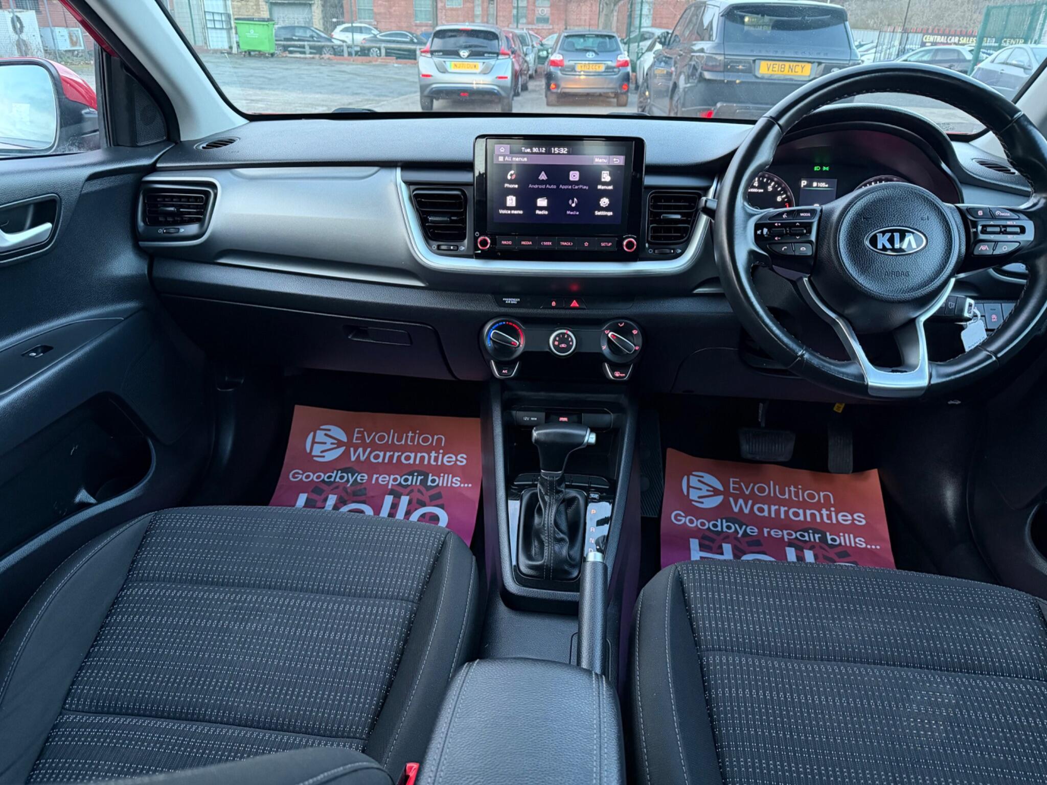 Kia Stonic - Image 51