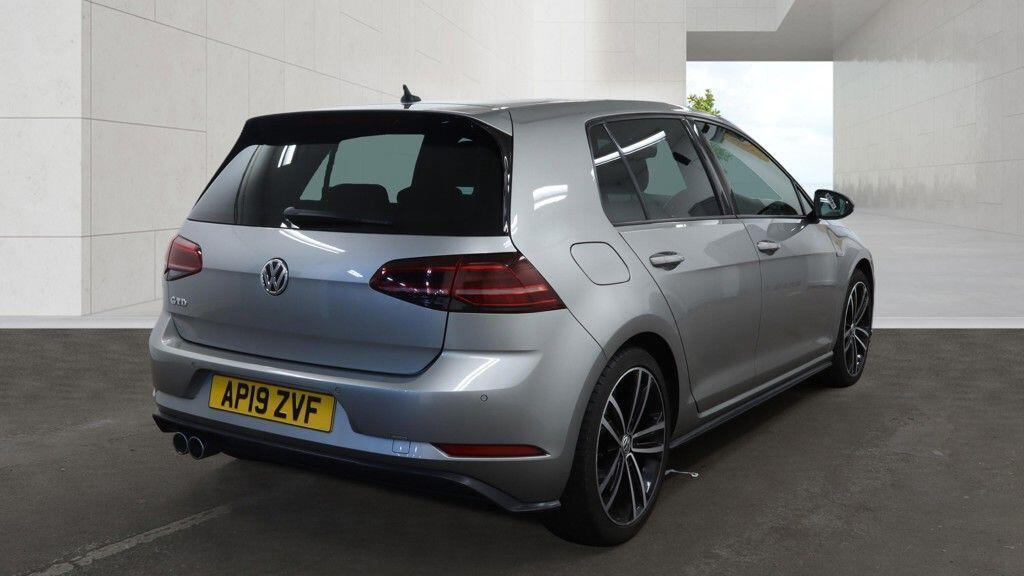 Volkswagen Golf - Image 7
