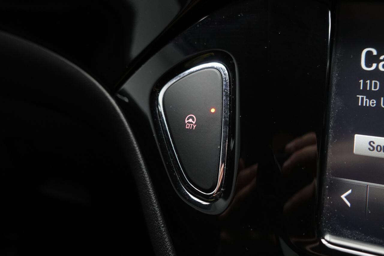 Vauxhall Corsa - Image 34