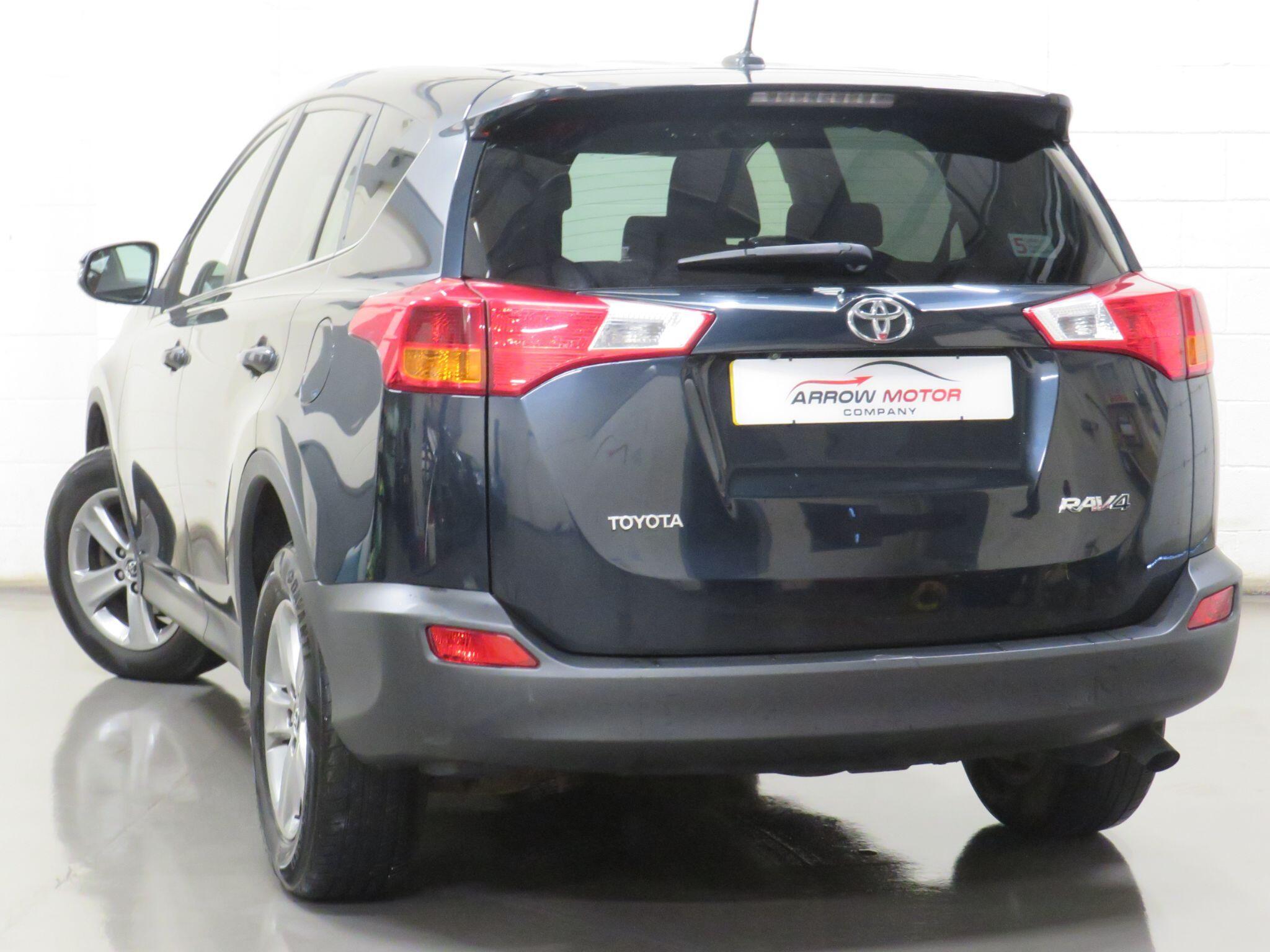 Toyota RAV4 - Image 5