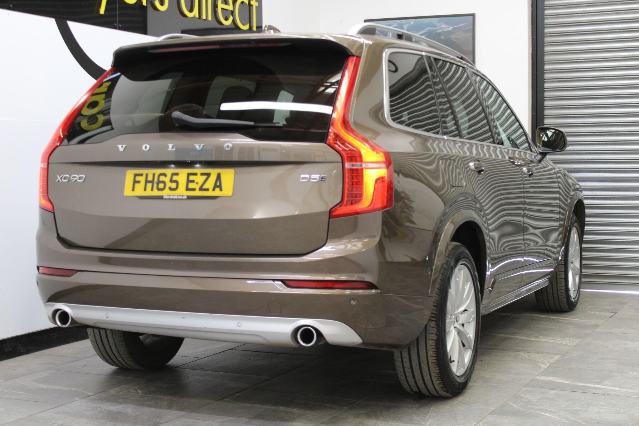 Volvo XC90 - Image 17