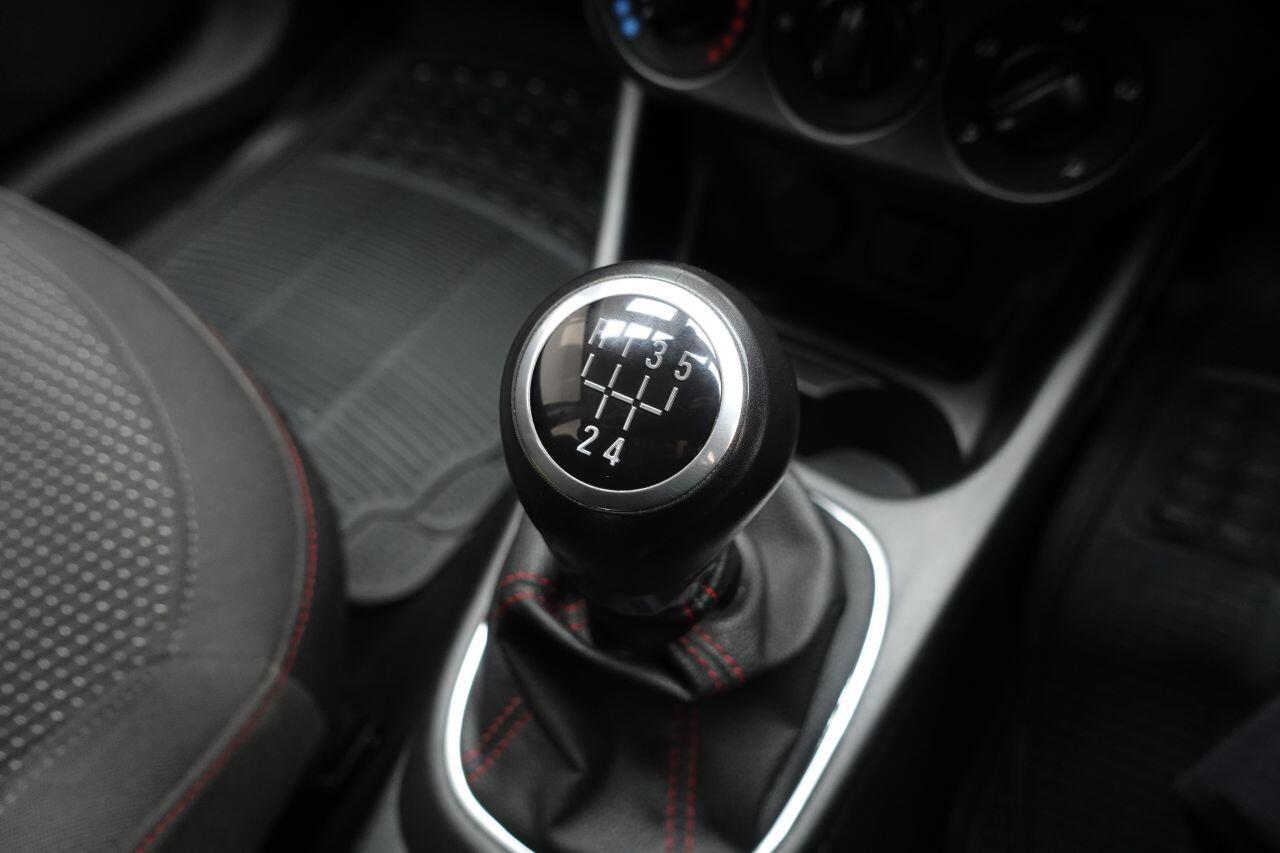 Vauxhall Corsa - Image 35