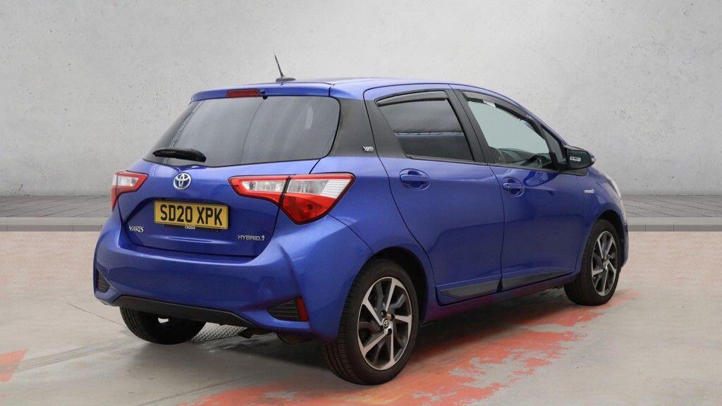 Toyota Yaris - Image 7