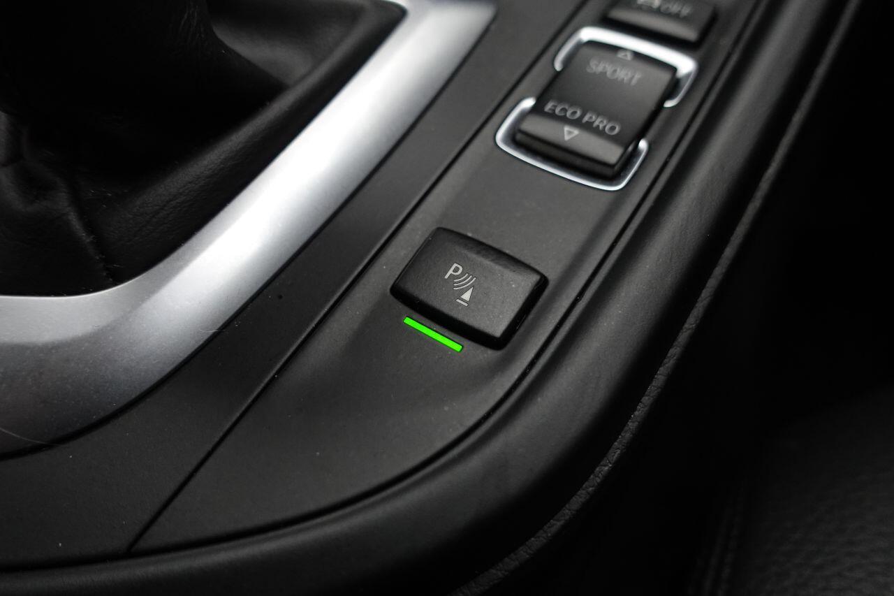 BMW 4 Series - Image 46