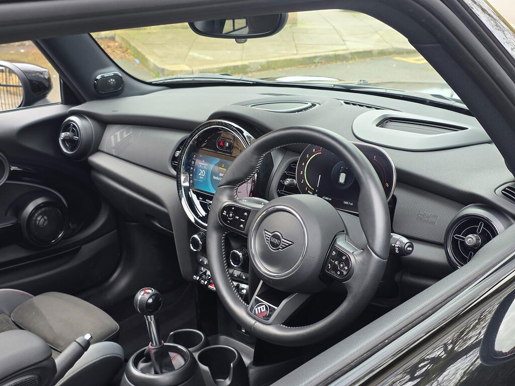 MINI Hatch - Image 39