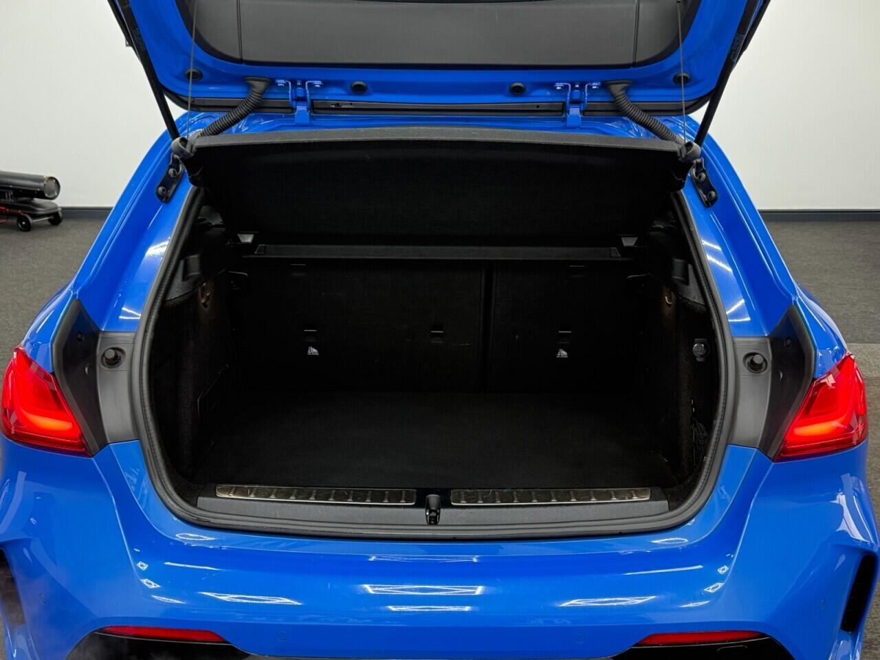 BMW 1 Series - Image 39