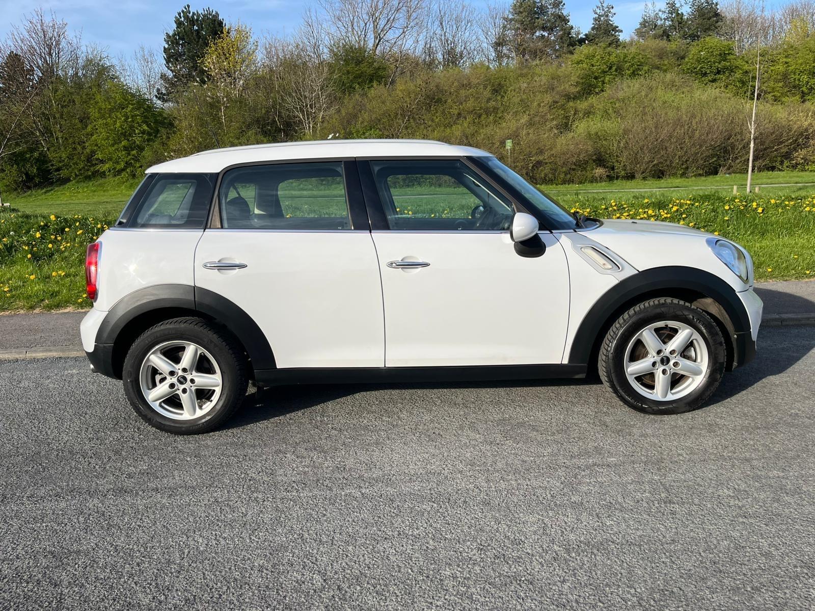 MINI Countryman - Image 2