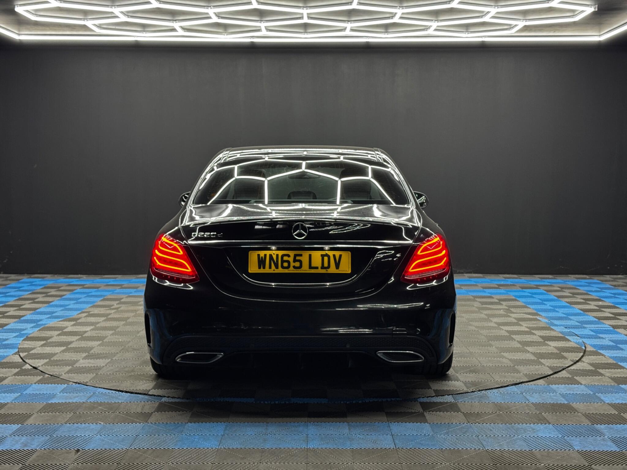 Mercedes C Class - Image 6